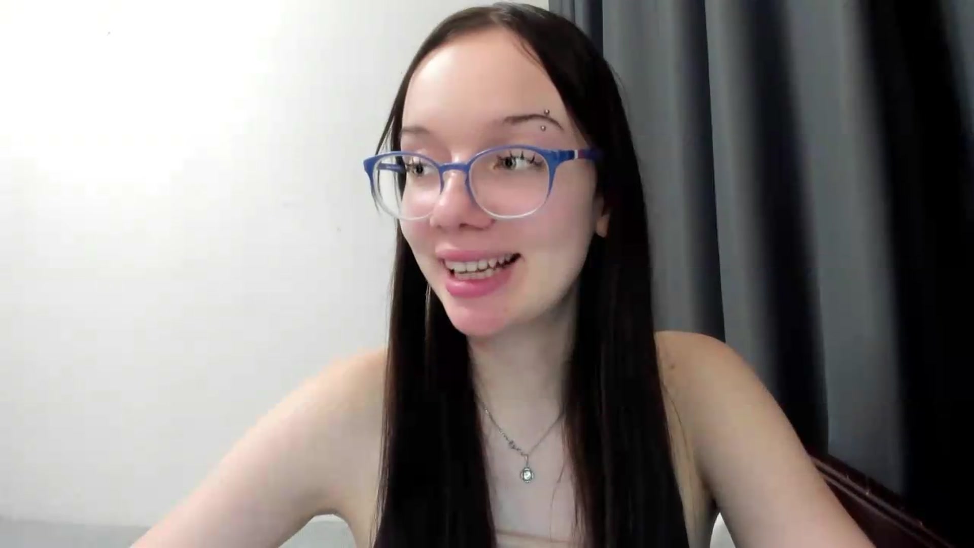 Gallery image thumbnail from Baby_Melania's myfreecams stream on, 10/05/2026, 19:51 image 9 of 20