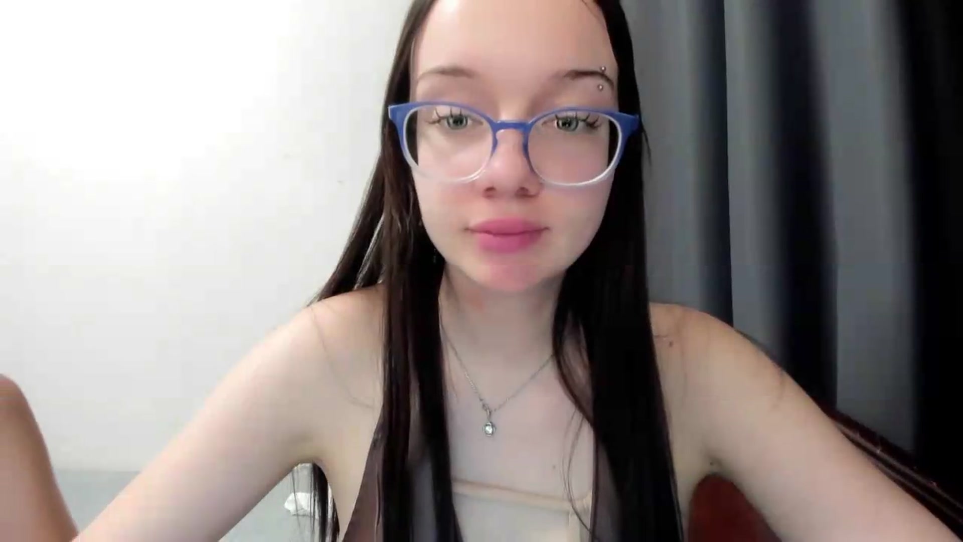 Gallery image thumbnail from Baby_Melania's myfreecams stream on, 10/05/2026, 19:51 image 15 of 20