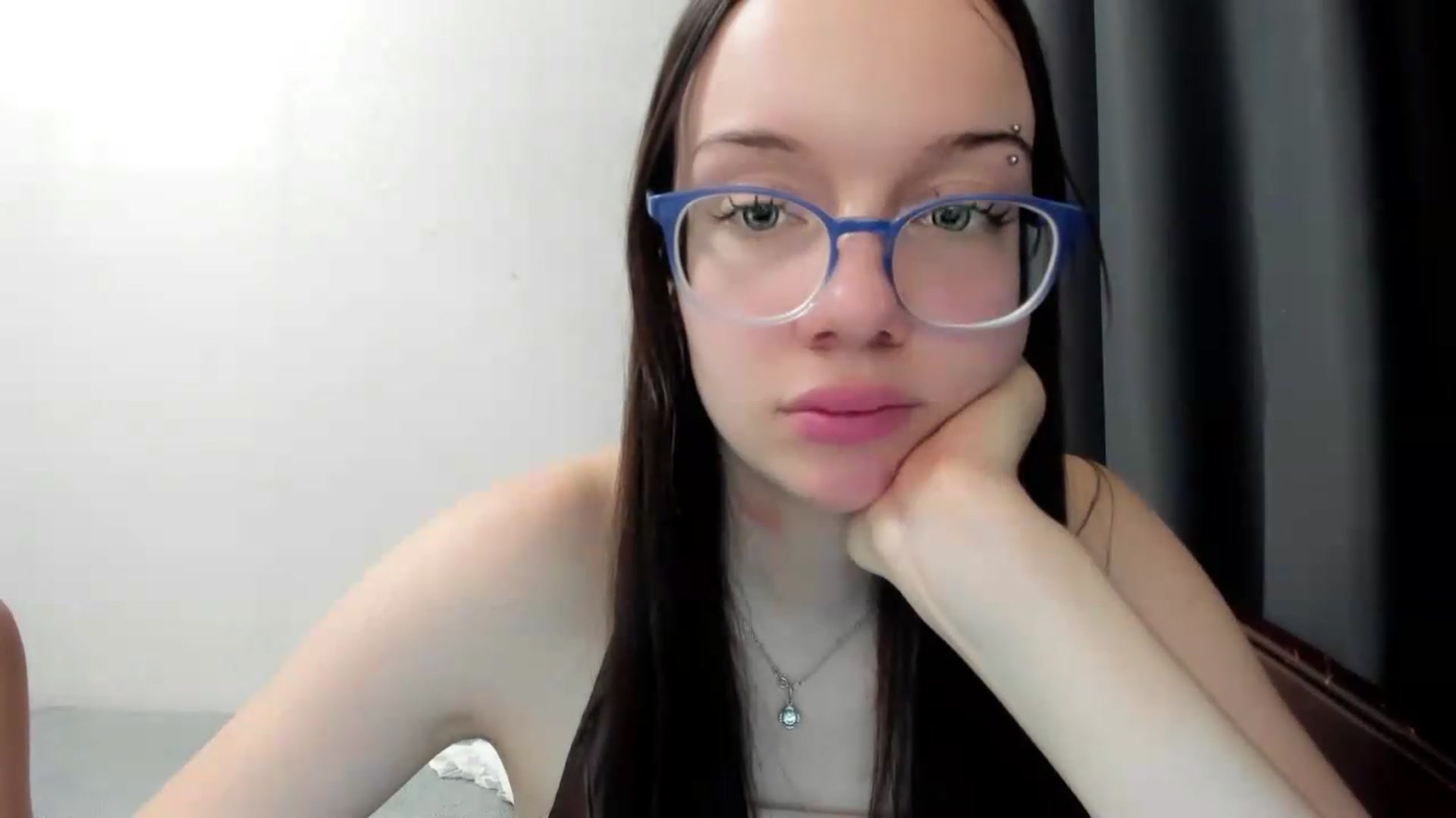 Gallery image thumbnail from Baby_Melania's myfreecams stream on, 10/05/2026, 19:51 image 16 of 20