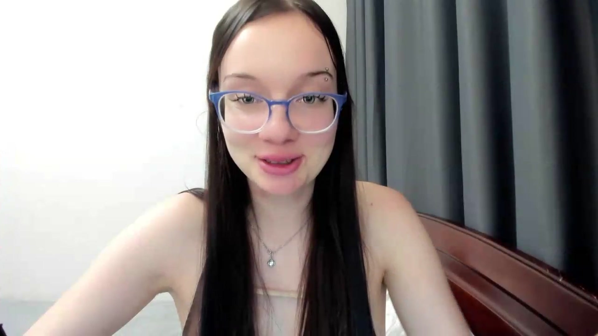 Gallery image thumbnail from Baby_Melania's myfreecams stream on, 10/05/2026, 21:43 image 6 of 20
