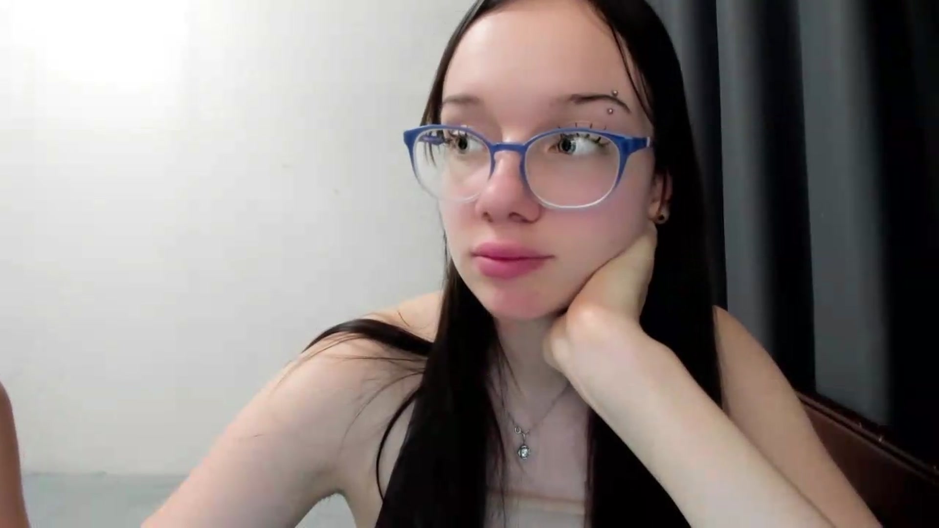Gallery image thumbnail from Baby_Melania's myfreecams stream on, 10/05/2026, 21:43 image 17 of 20