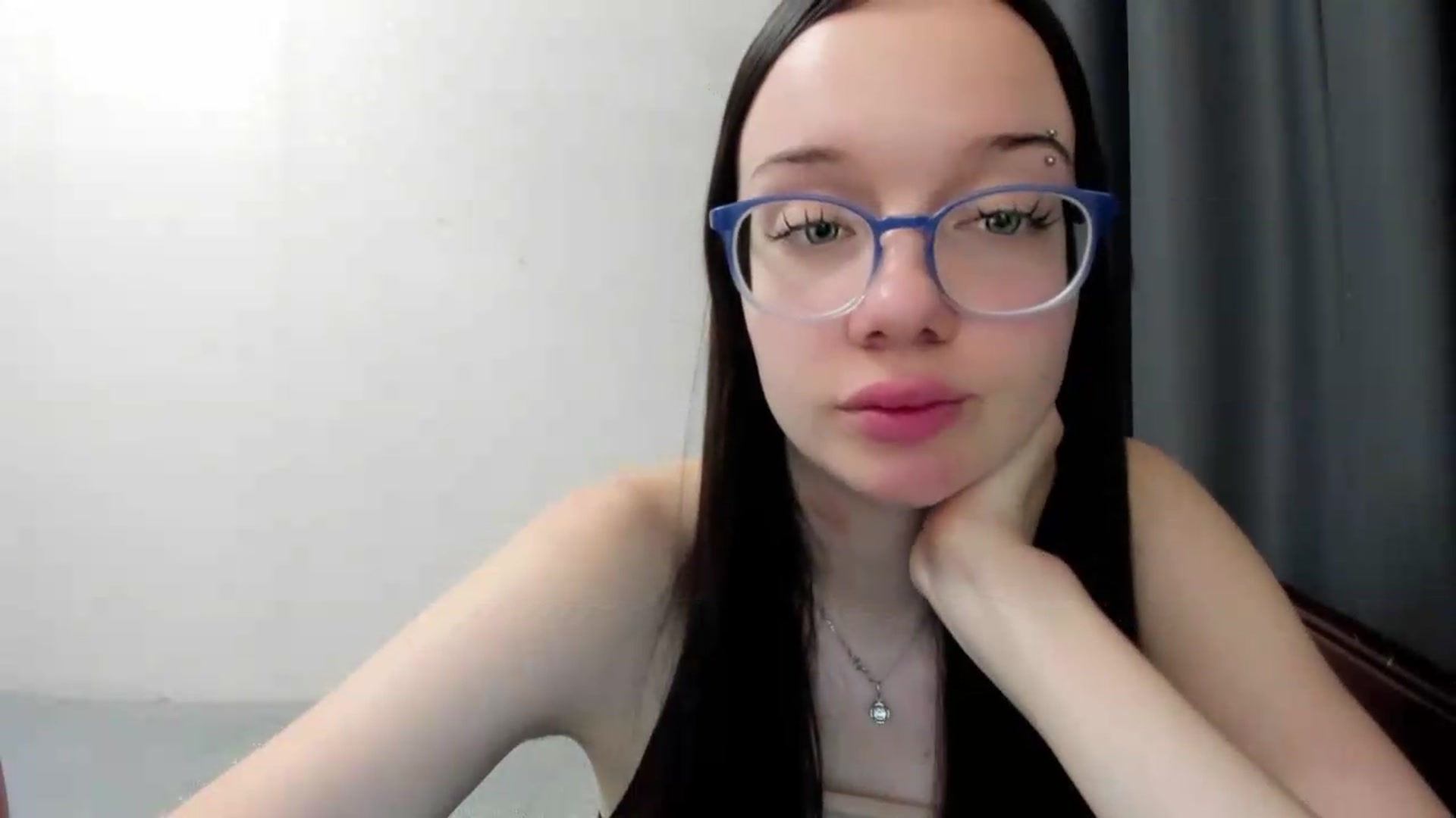 Gallery image thumbnail from Baby_Melania's myfreecams stream on, 10/05/2026, 23:56 image 14 of 20