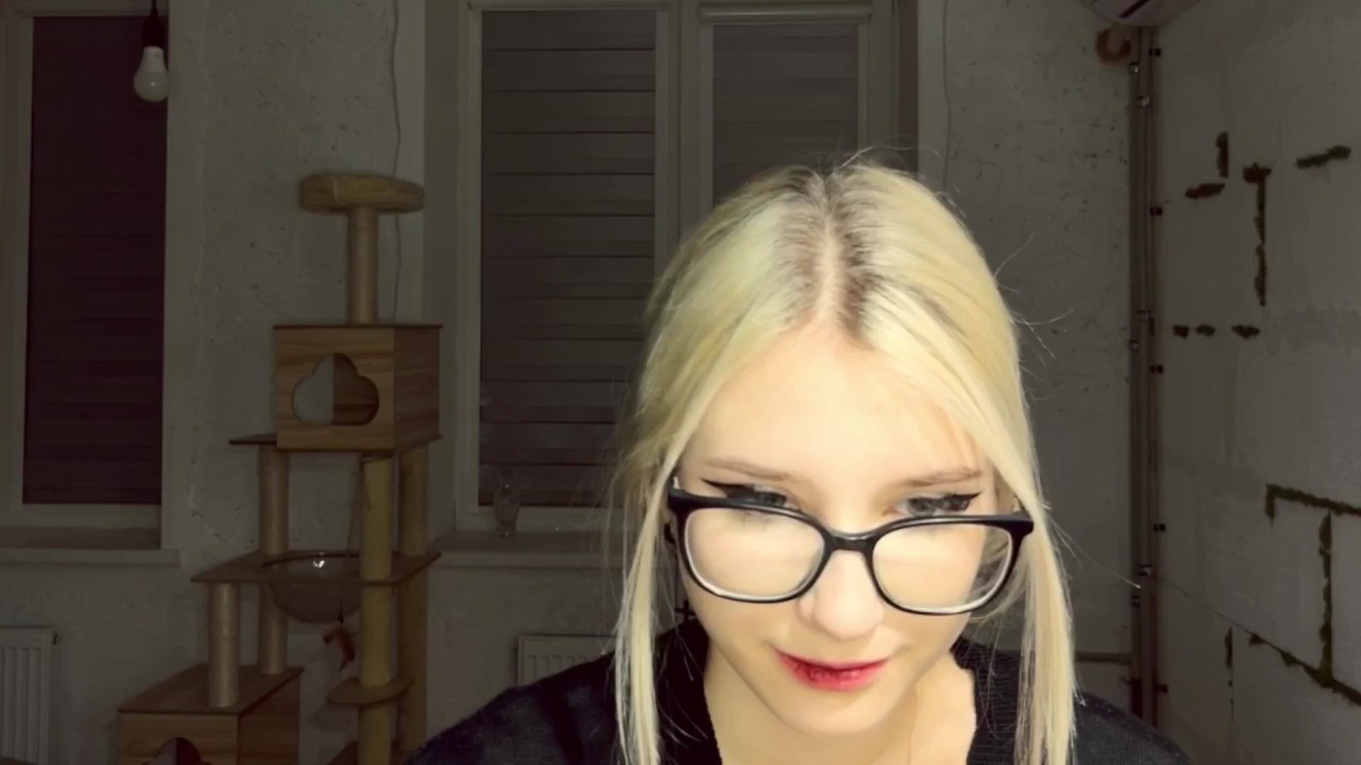 Gallery image thumbnail from Baby_Polly's myfreecams stream on, 03/24/2026, 24:00 image 2 of 20