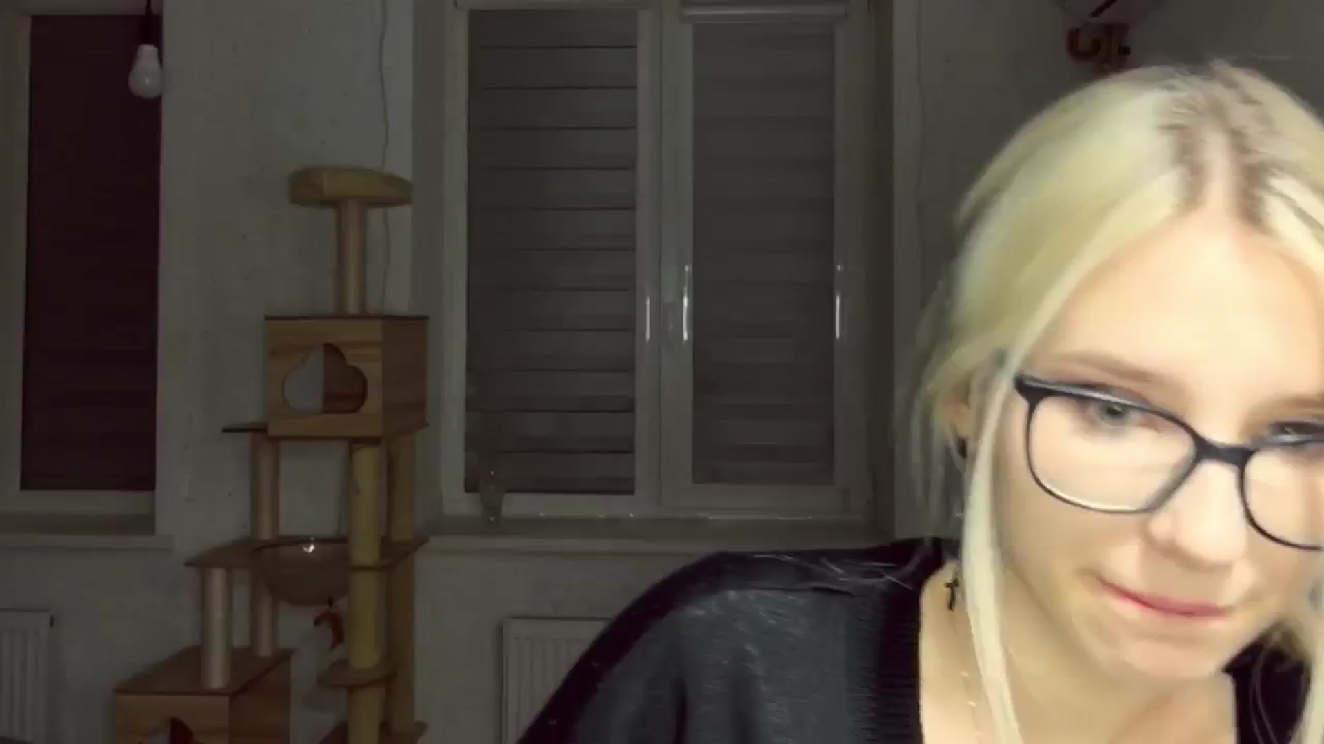 Gallery image thumbnail from Baby_Polly's myfreecams stream on, 03/24/2026, 24:00 image 18 of 20