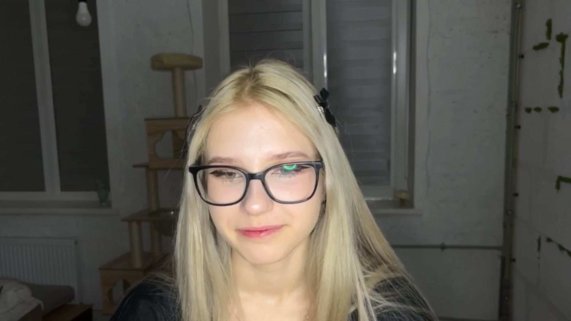 Gallery image thumbnail from Baby_Polly's myfreecams stream on, 03/27/2026, 22:57 image 14 of 20
