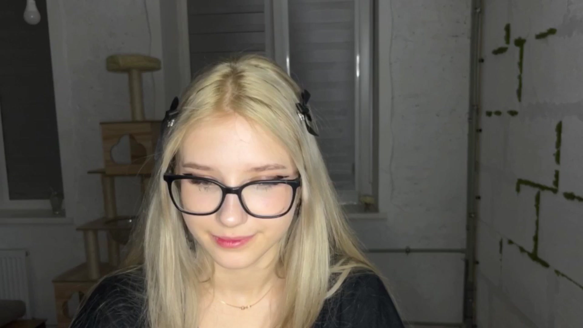 Gallery image thumbnail from Baby_Polly's myfreecams stream on, 03/27/2026, 22:57 image 5 of 20