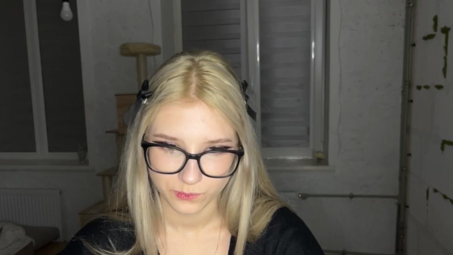 Gallery image thumbnail from Baby_Polly's myfreecams stream on, 03/27/2026, 22:57 image 20 of 20