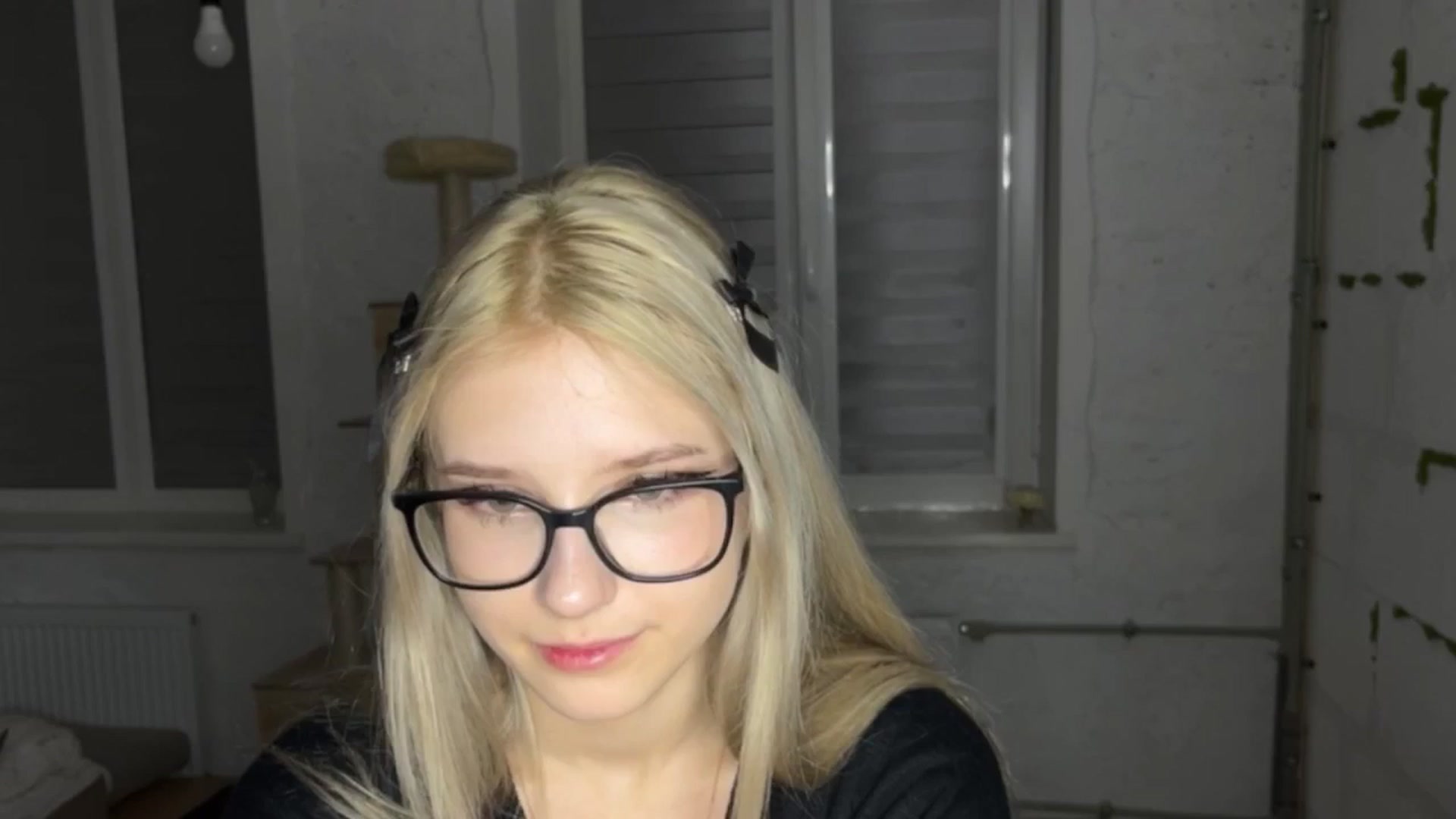 Gallery image thumbnail from Baby_Polly's myfreecams stream on, 03/27/2026, 22:57 image 19 of 20