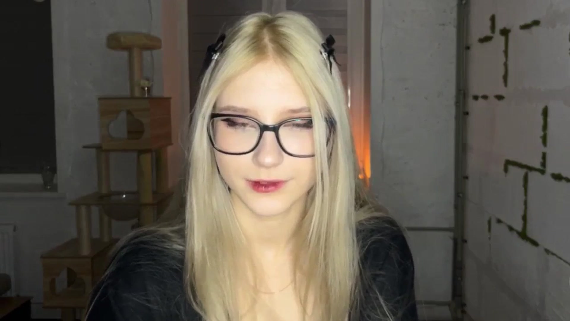 Gallery image thumbnail from Baby_Polly's myfreecams stream on, 03/28/2026, 22:11 image 13 of 20