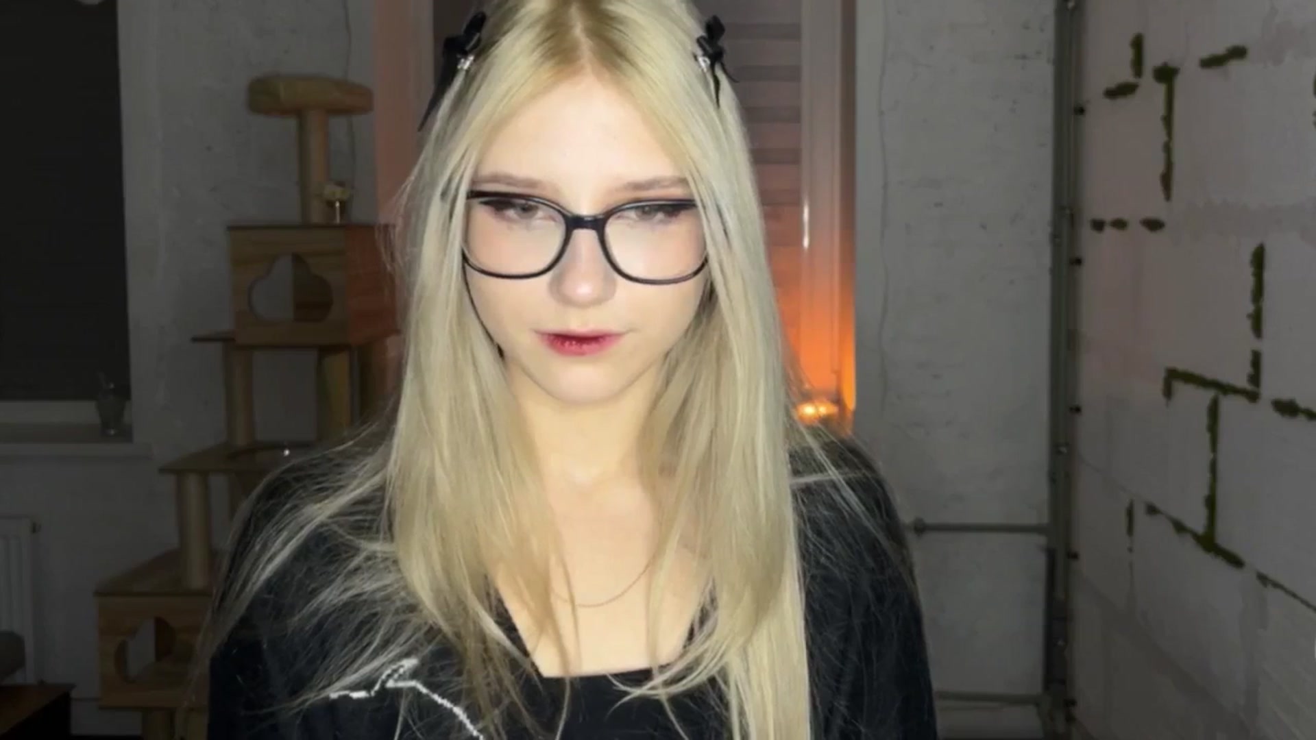 Gallery image thumbnail from Baby_Polly's myfreecams stream on, 03/28/2026, 22:11 image 10 of 20