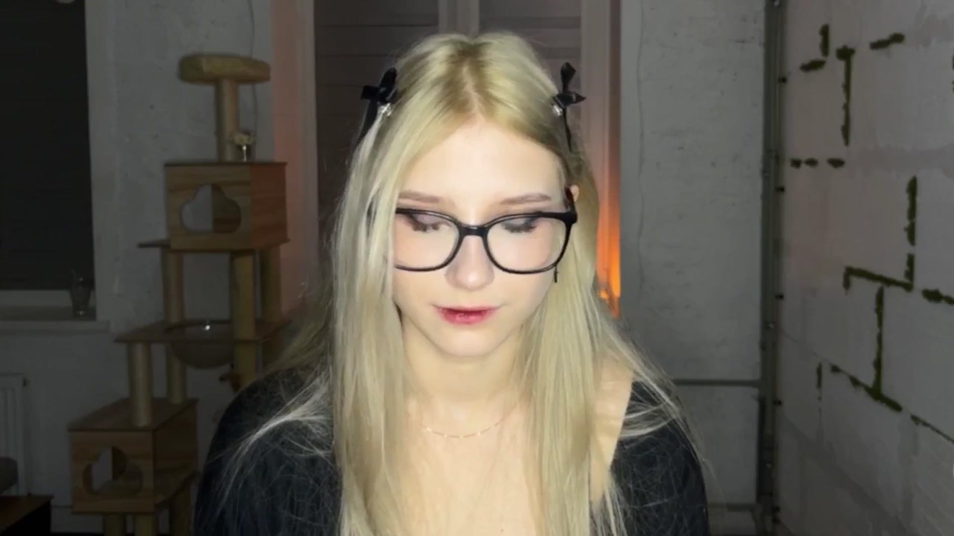 Gallery image thumbnail from Baby_Polly's myfreecams stream on, 03/28/2026, 22:11 image 19 of 20