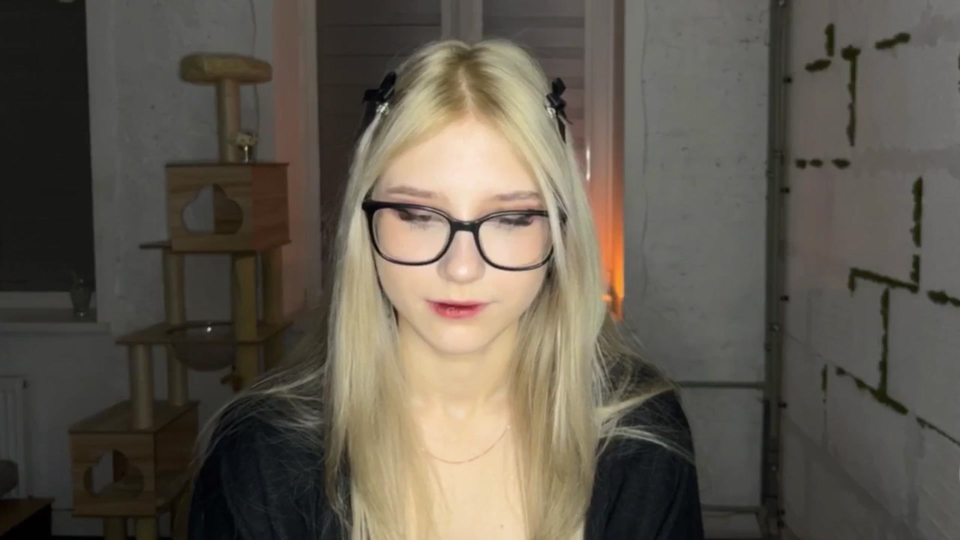 Gallery image thumbnail from Baby_Polly's myfreecams stream on, 03/28/2026, 22:11 image 14 of 20