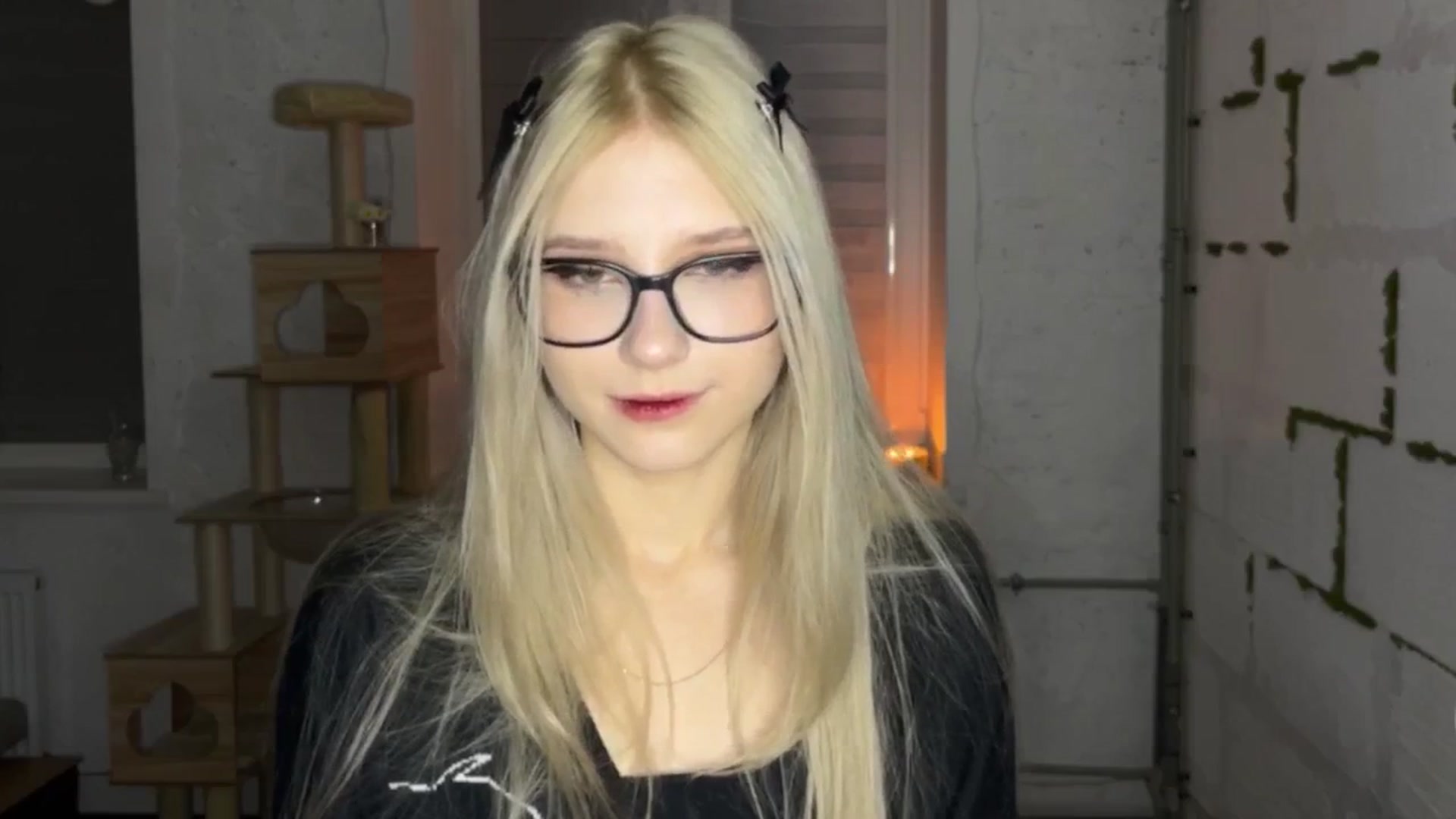 Gallery image thumbnail from Baby_Polly's myfreecams stream on, 03/28/2026, 22:11 image 11 of 20