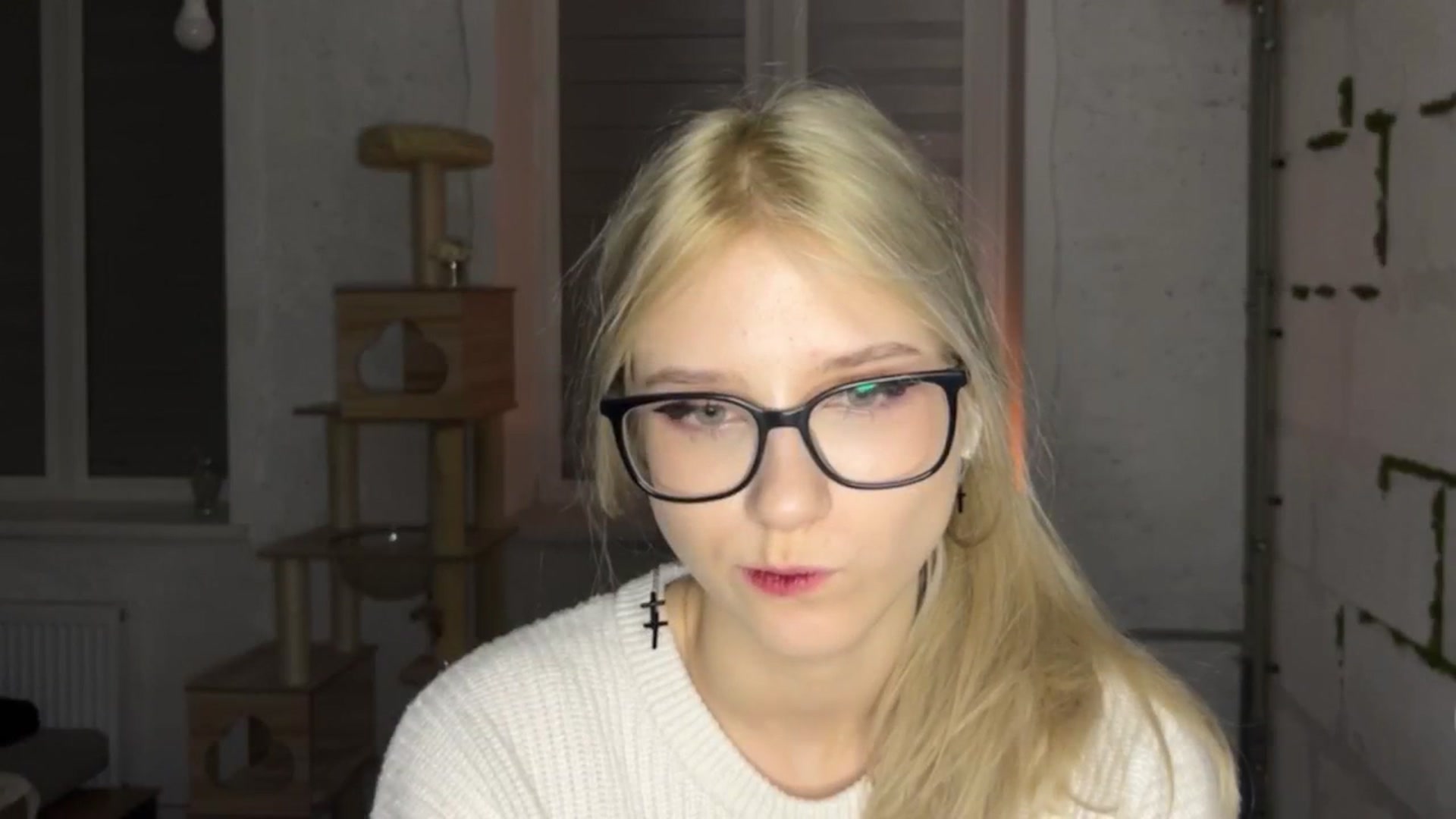 Gallery image thumbnail from Baby_Polly's myfreecams stream on, 03/29/2026, 01:18 image 11 of 20