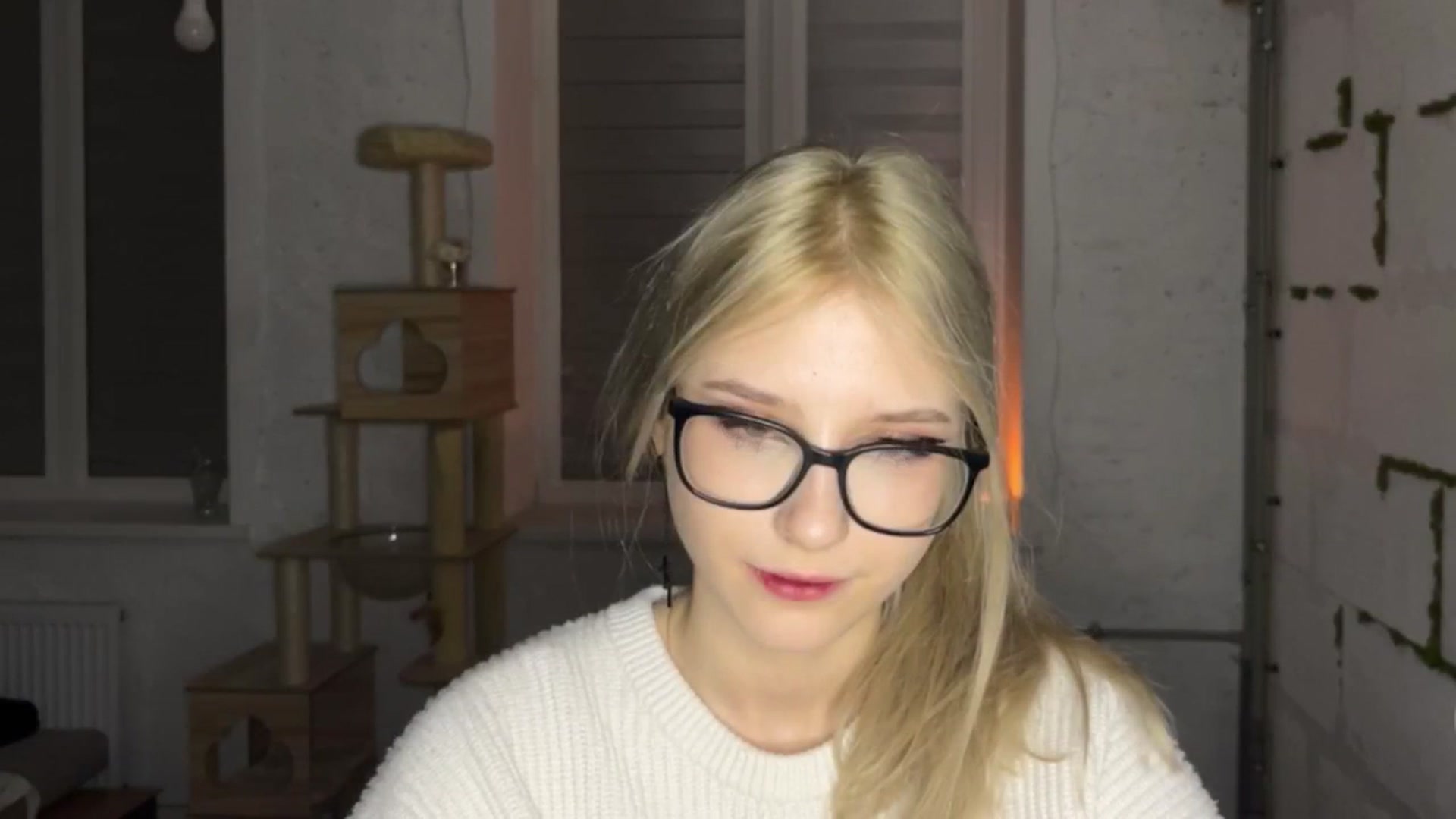 Gallery image thumbnail from Baby_Polly's myfreecams stream on, 03/29/2026, 01:18 image 13 of 20