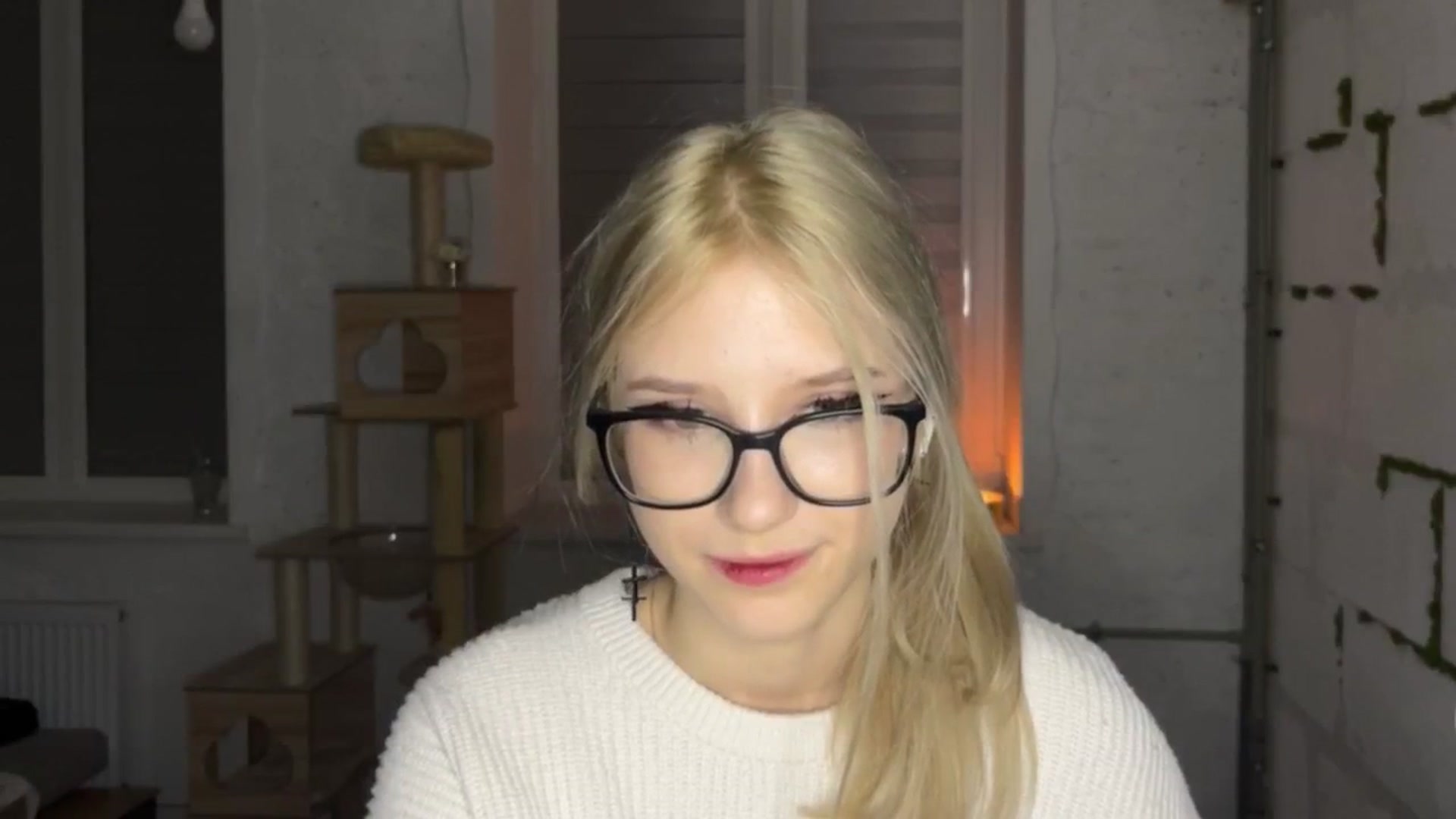 Gallery image thumbnail from Baby_Polly's myfreecams stream on, 03/29/2026, 01:18 image 15 of 20