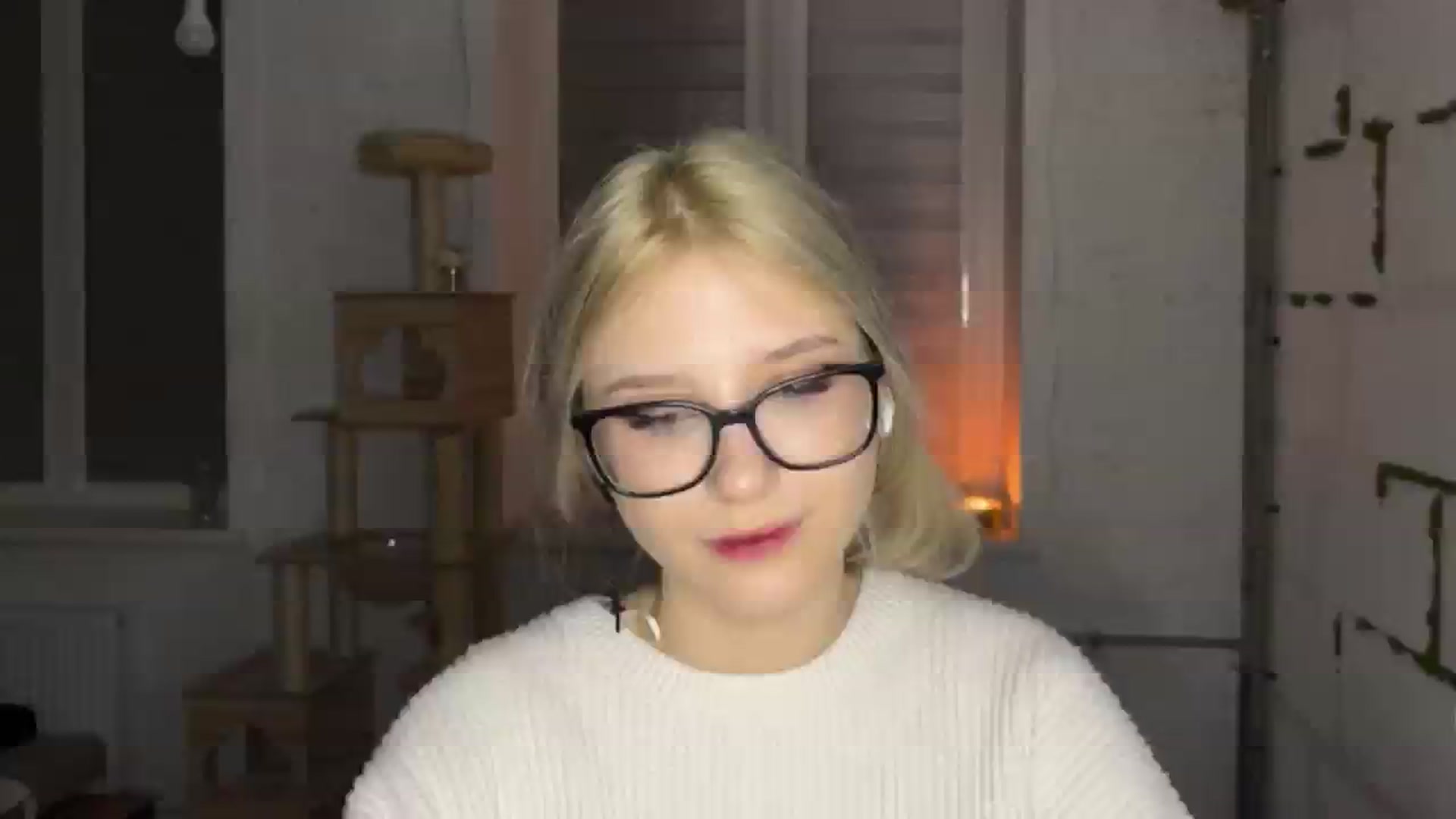 Gallery image thumbnail from Baby_Polly's myfreecams stream on, 03/29/2026, 01:18 image 1 of 20