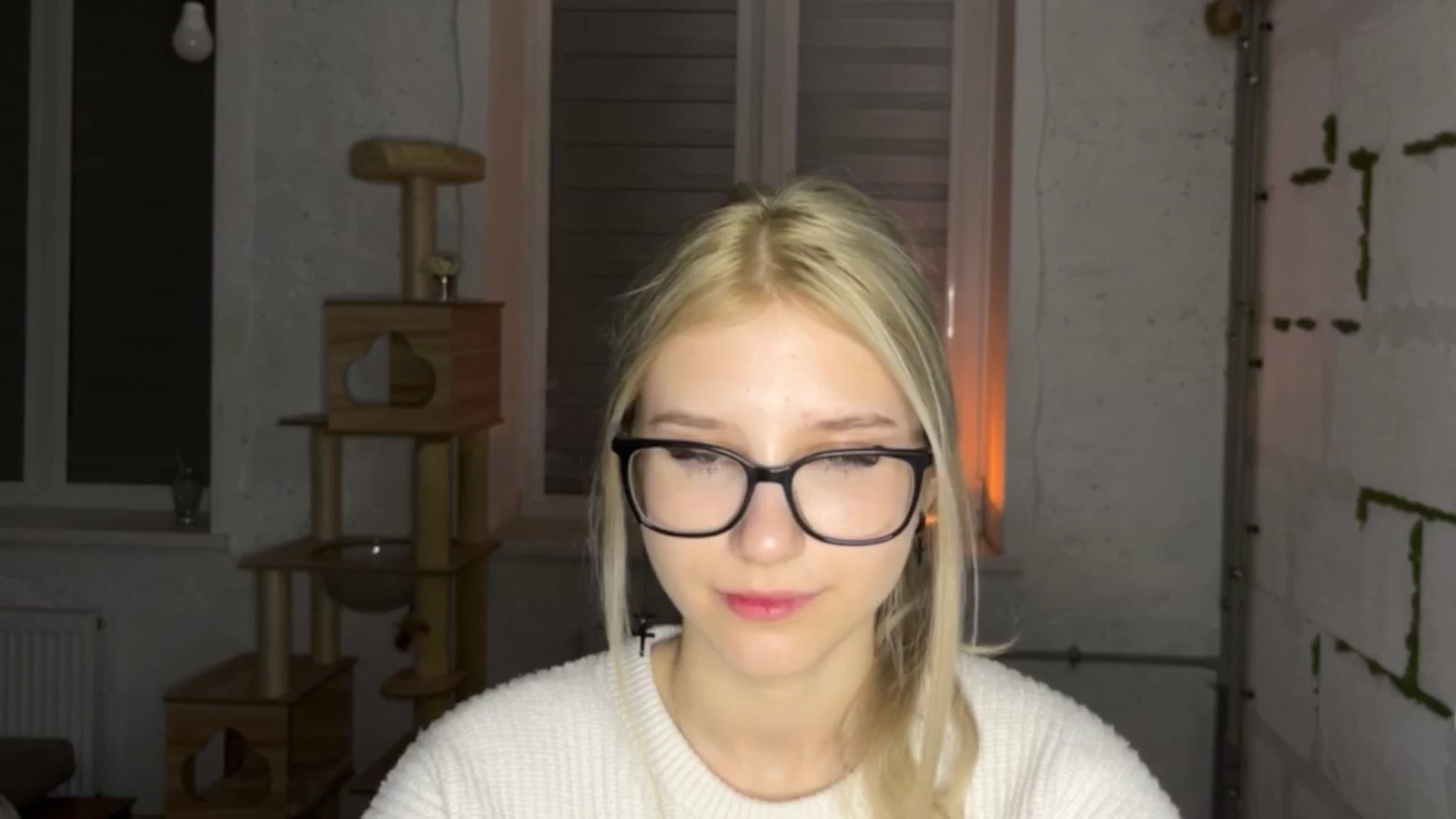 Gallery image thumbnail from Baby_Polly's myfreecams stream on, 03/30/2026, 02:20 image 1 of 20