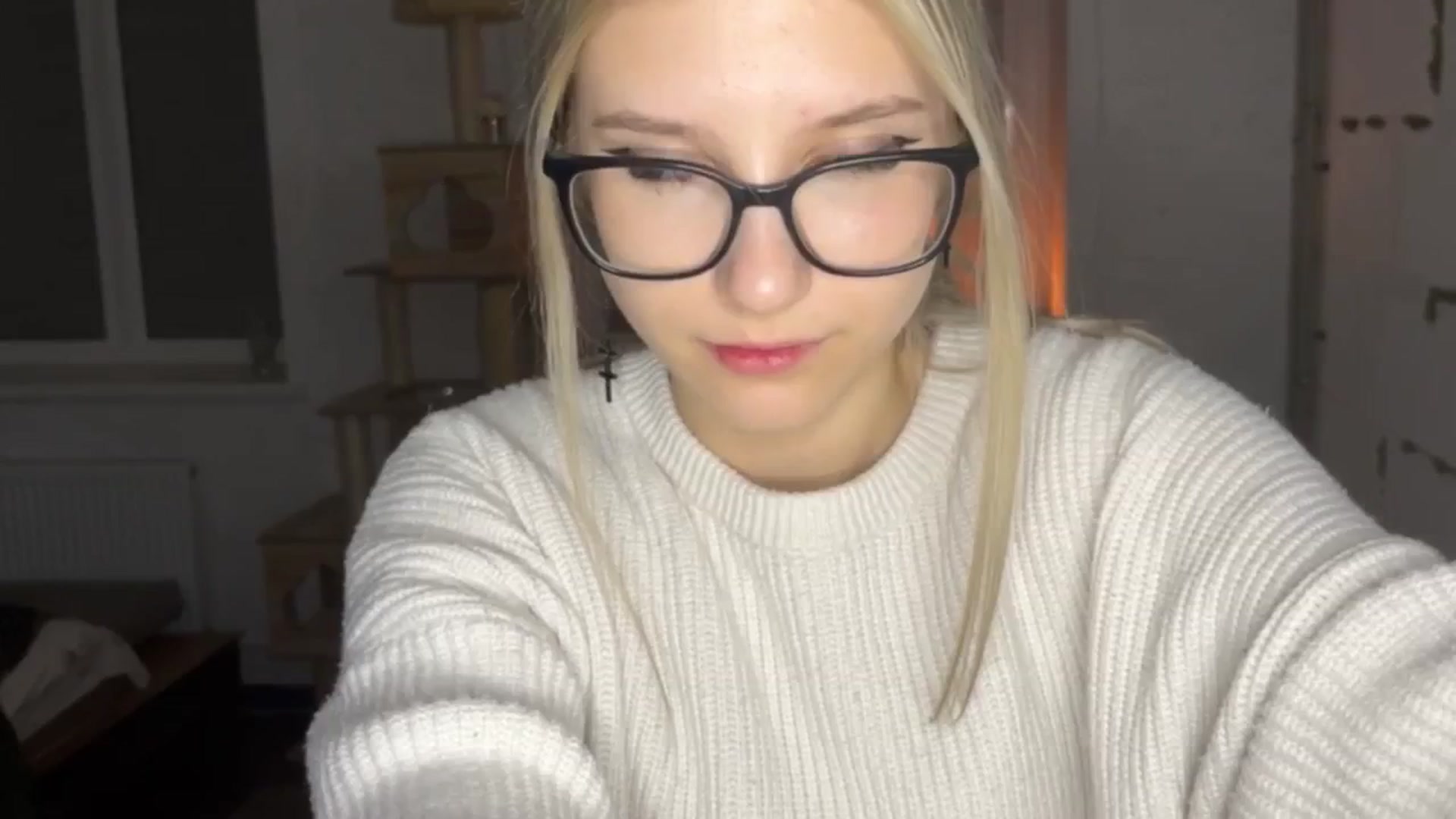 Gallery image thumbnail from Baby_Polly's myfreecams stream on, 03/30/2026, 02:20 image 8 of 20