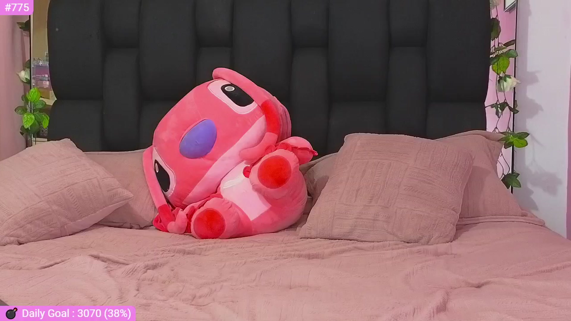 Gallery image thumbnail from Baby_Sweet01's myfreecams stream on, 08/25/2024, 21:40 image 17 of 20