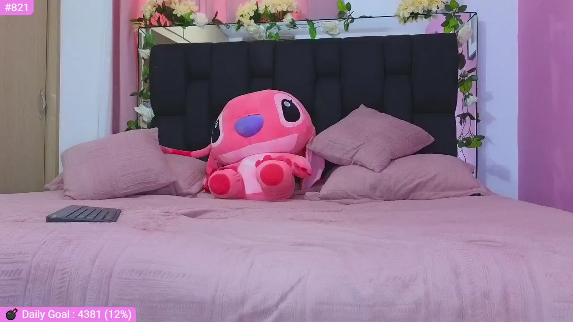 Gallery image thumbnail from Baby_Sweet01's myfreecams stream on, 08/27/2024, 20:09 image 19 of 20