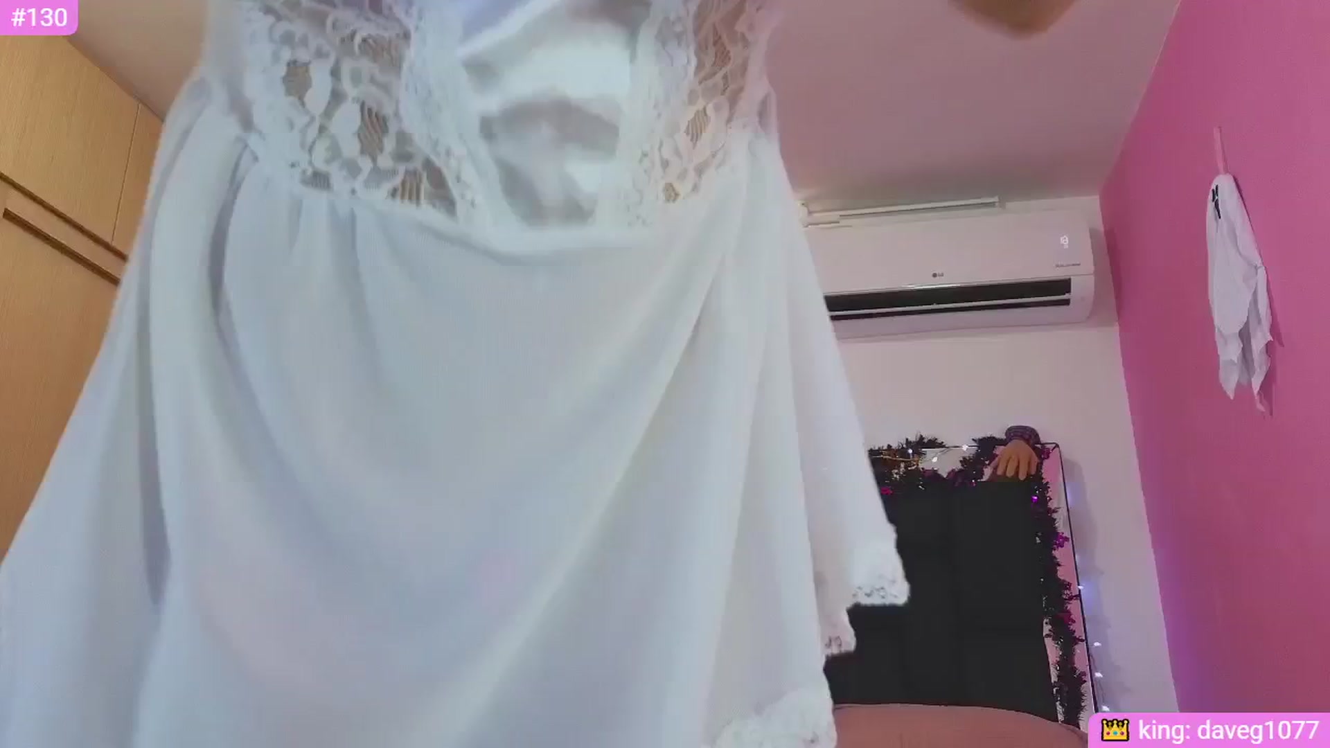 Gallery image thumbnail from Baby_Sweet01's myfreecams stream on, 10/03/2024, 21:36 image 6 of 20