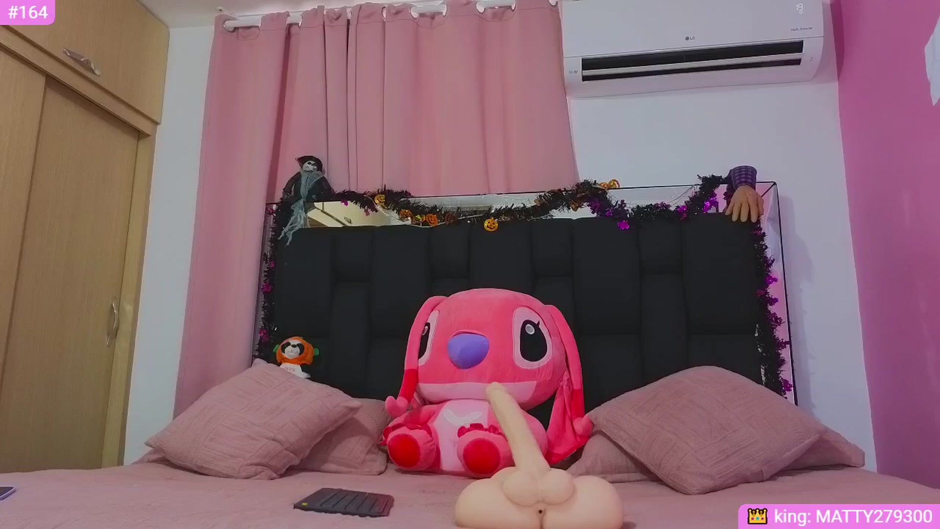 Gallery image thumbnail from Baby_Sweet01's myfreecams stream on, 10/28/2024, 20:51 image 6 of 20