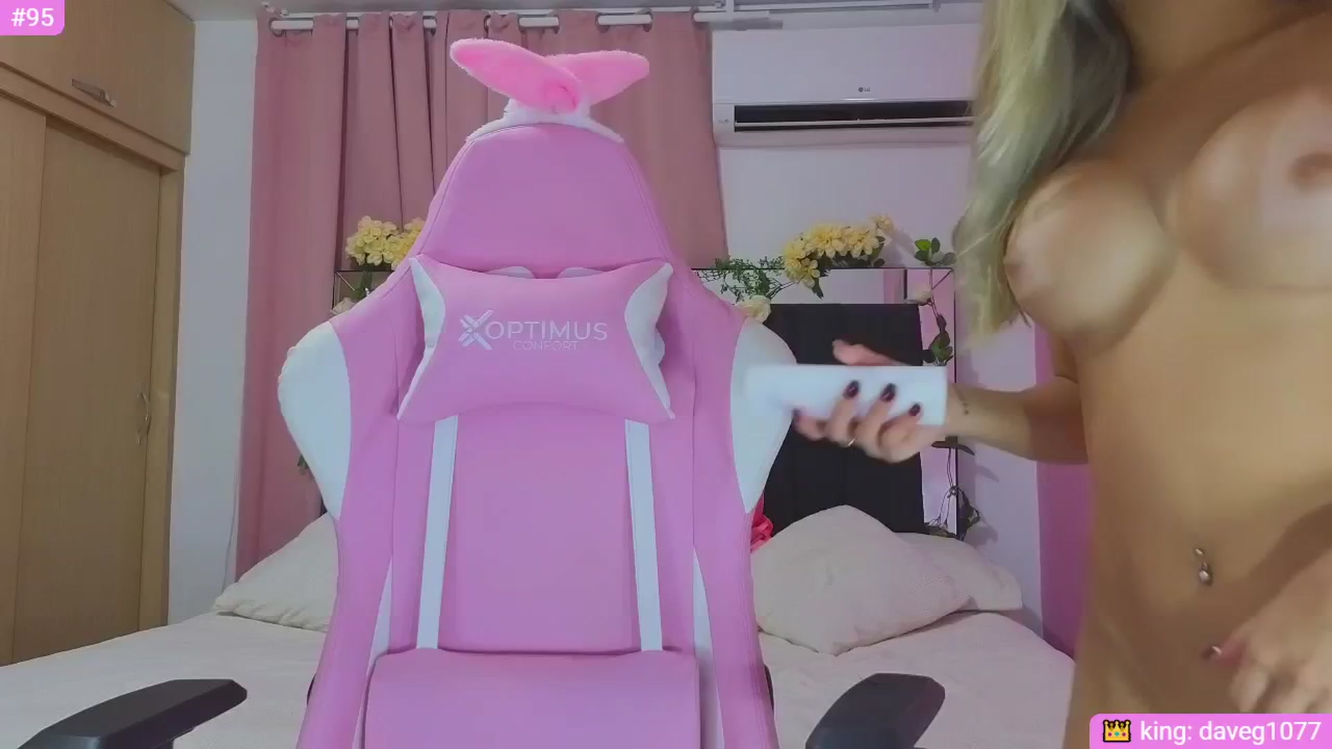 Gallery image thumbnail from Baby_Sweet01's myfreecams stream on, 11/18/2024, 23:40 image 15 of 20