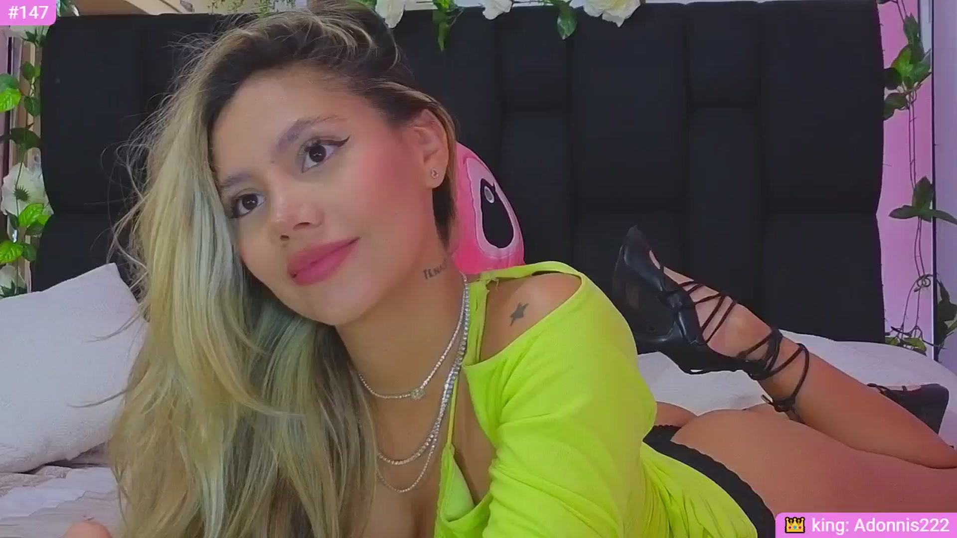 Gallery image thumbnail from Baby_Sweet01's myfreecams stream on, 11/27/2024, 19:33 image 10 of 20