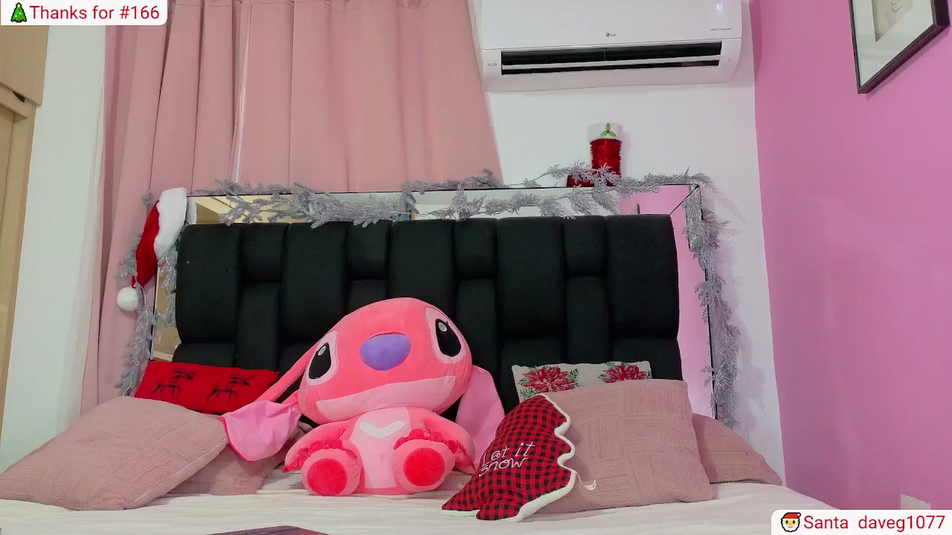 Gallery image thumbnail from Baby_Sweet01's myfreecams stream on, 12/16/2024, 20:22 image 10 of 20