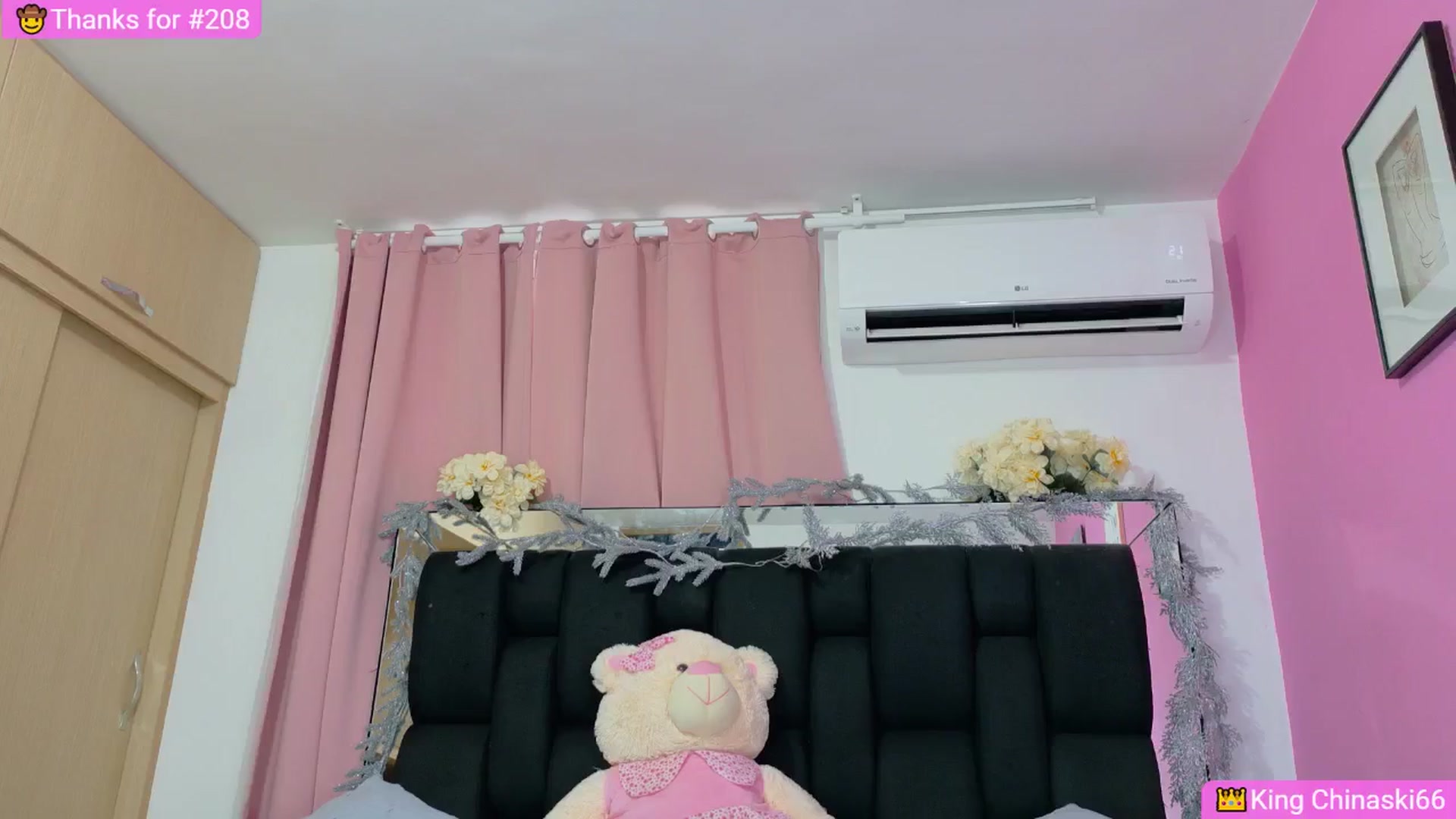 Gallery image thumbnail from Baby_Sweet01's myfreecams stream on, 02/25/2025, 23:04 image 7 of 20
