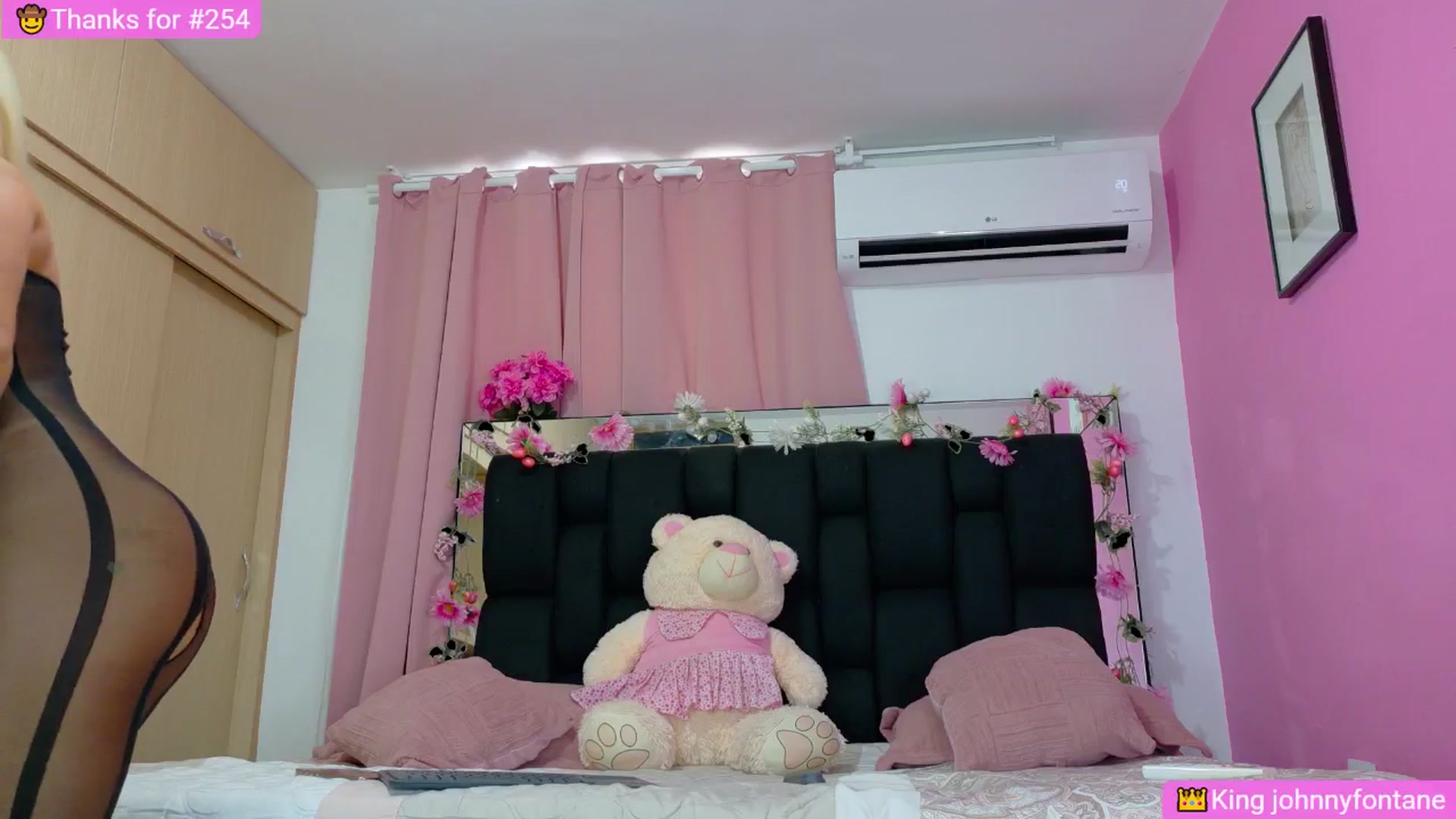 Gallery image thumbnail from Baby_Sweet01's myfreecams stream on, 04/09/2025, 18:38 image 4 of 20