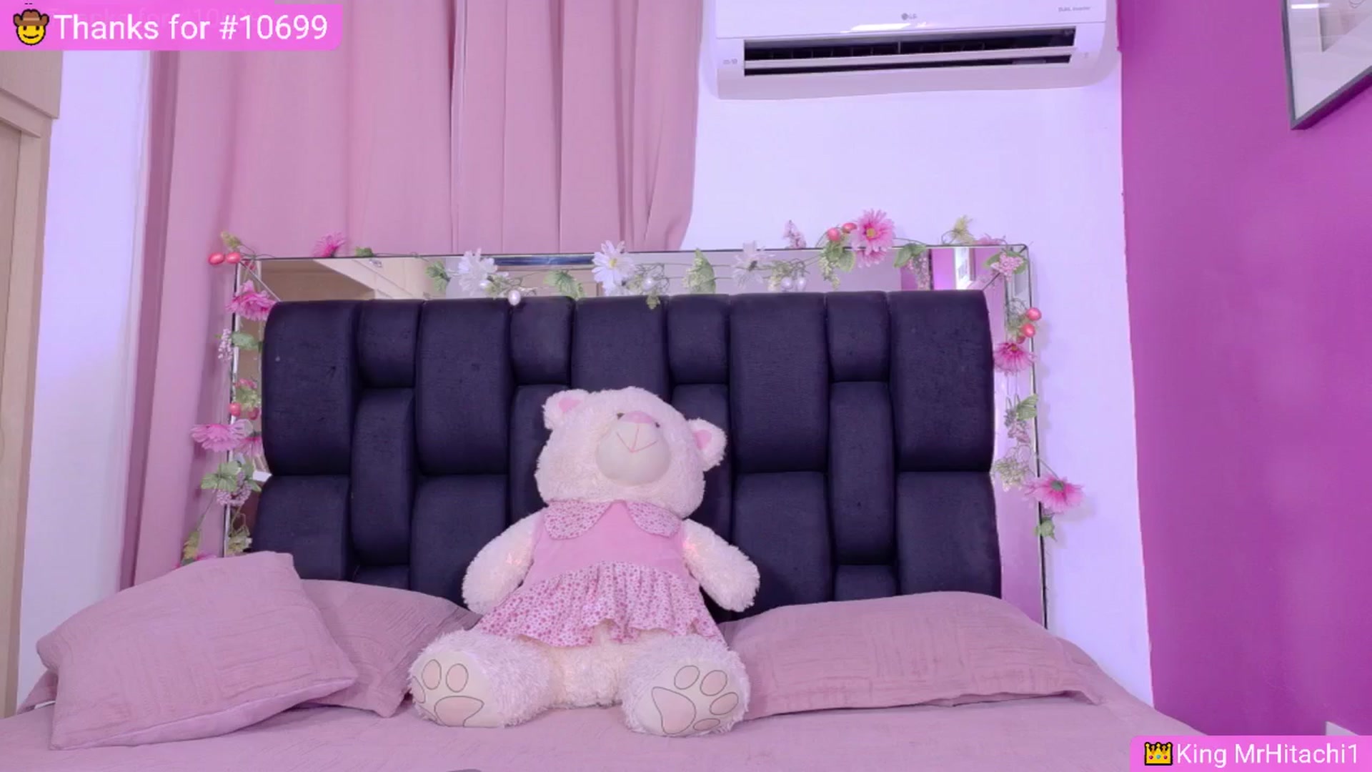 Gallery image thumbnail from Baby_Sweet01's myfreecams stream on, 08/12/2025, 18:45 image 7 of 20