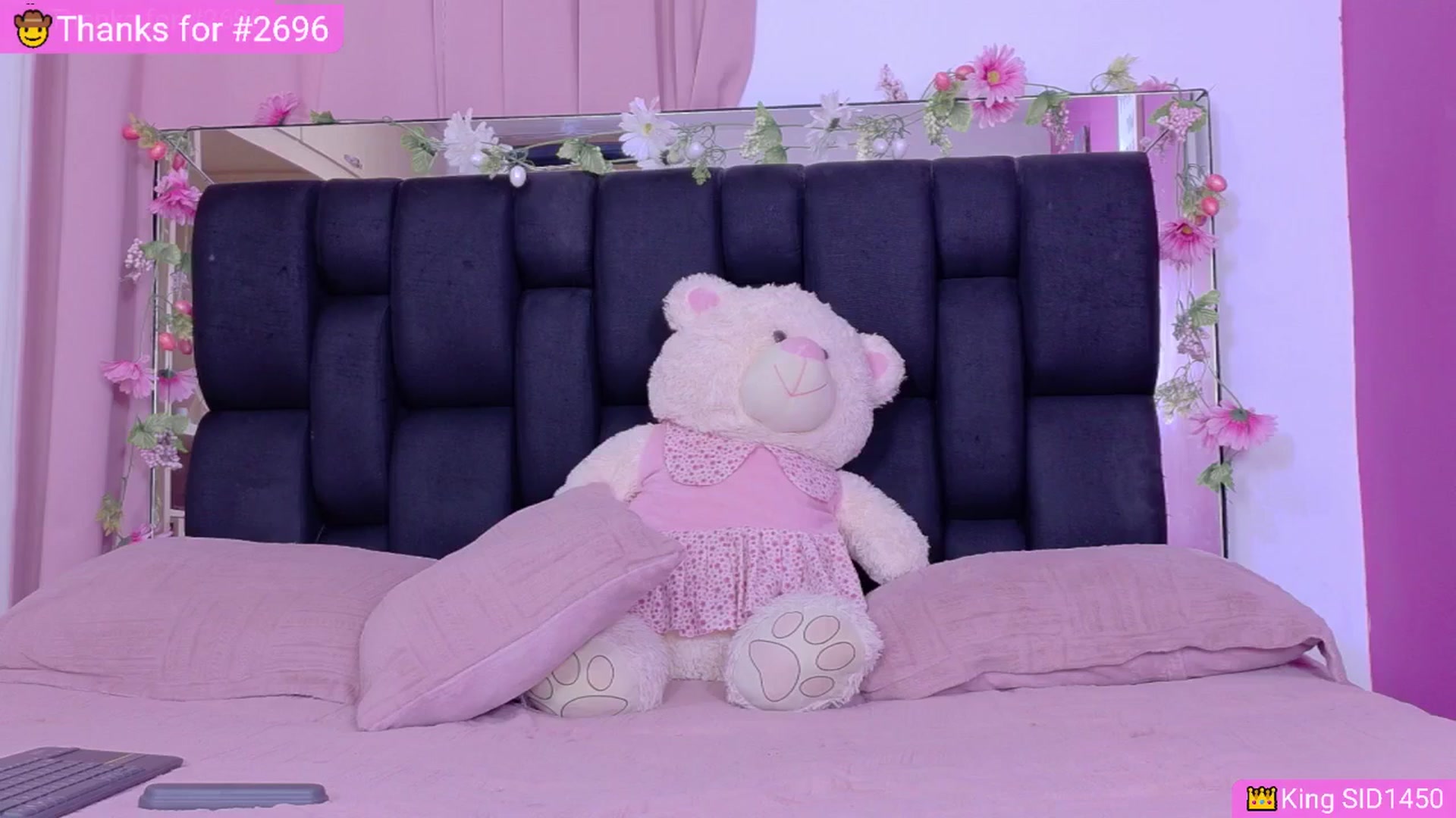 Gallery image thumbnail from Baby_Sweet01's myfreecams stream on, 08/13/2025, 20:50 image 17 of 20