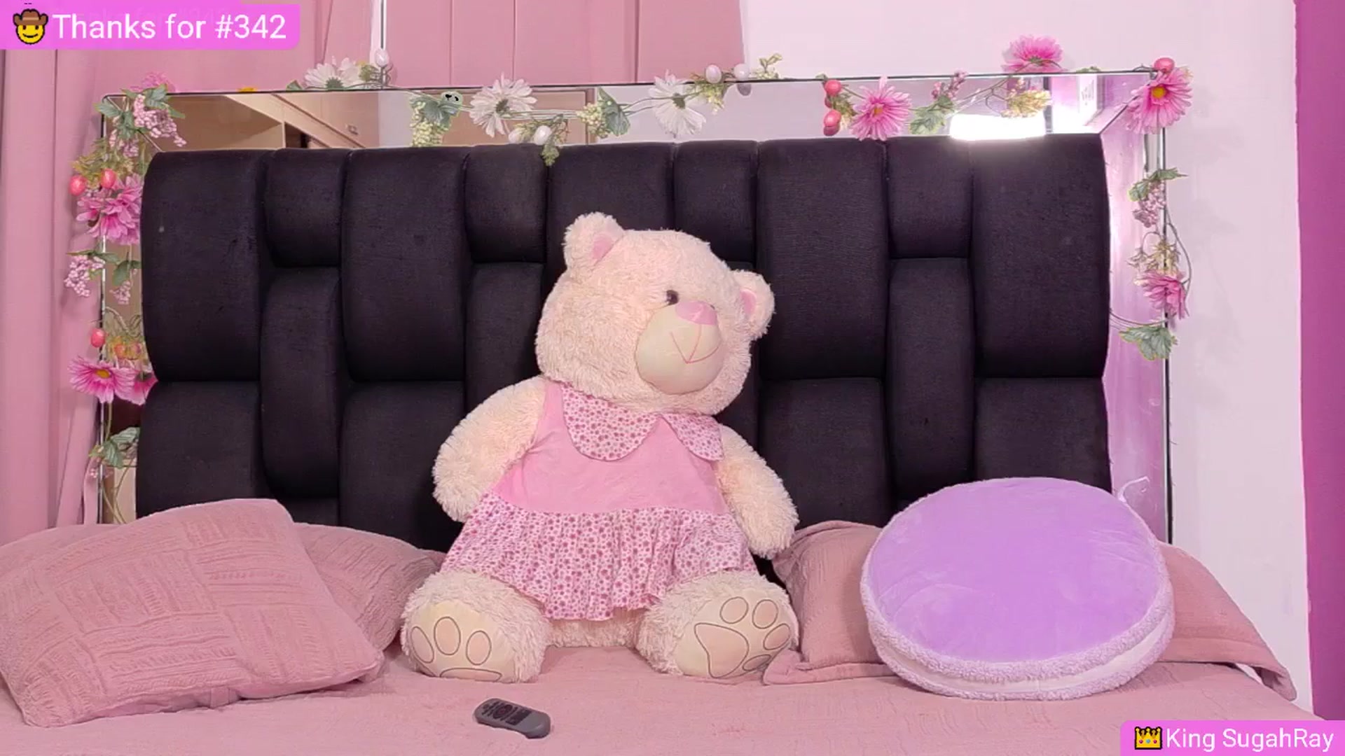 Gallery image thumbnail from Baby_Sweet01's myfreecams stream on, 09/06/2025, 22:33 image 8 of 20