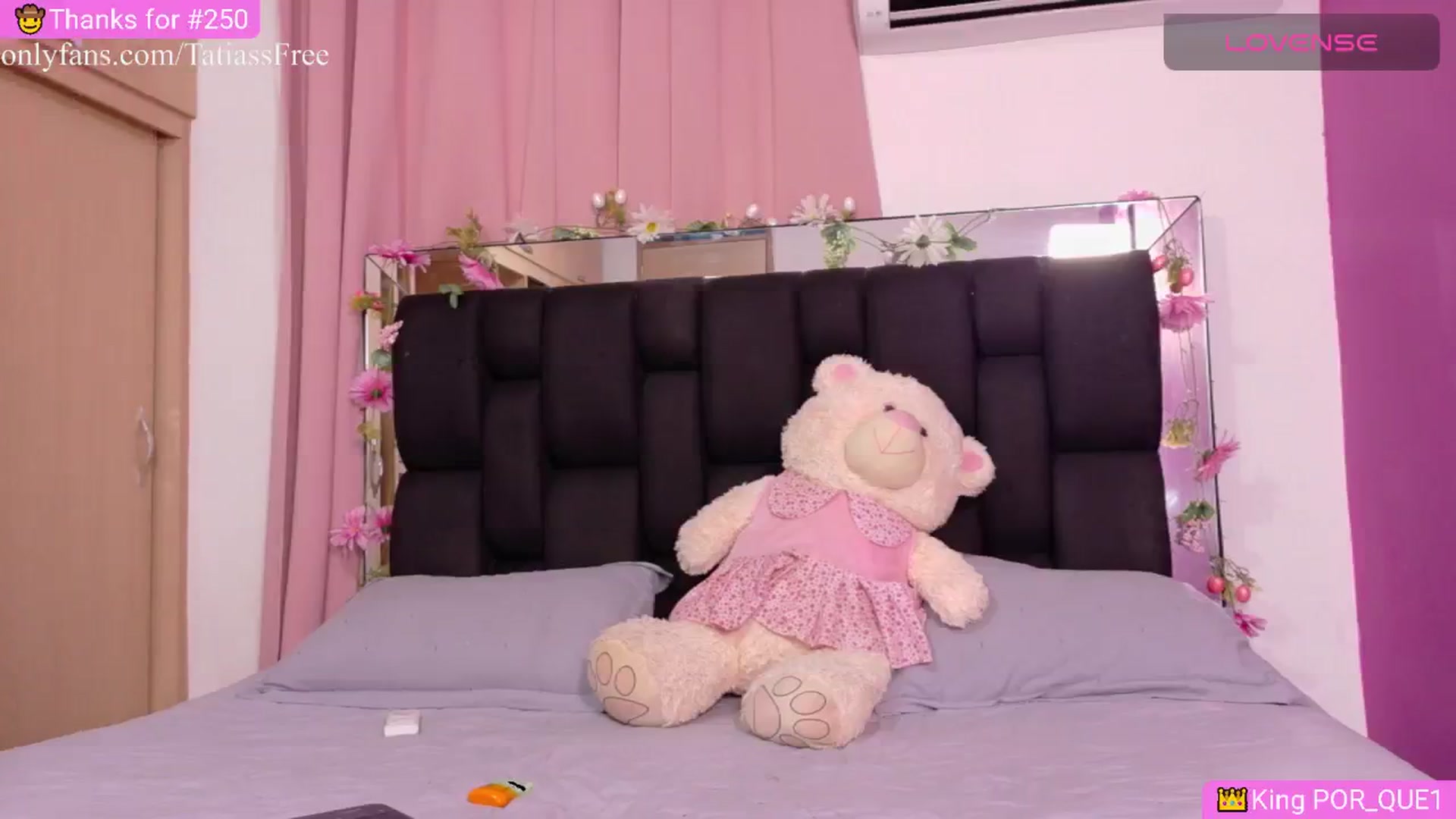 Gallery image thumbnail from Baby_Sweet01's myfreecams stream on, 11/24/2025, 20:36 image 15 of 20