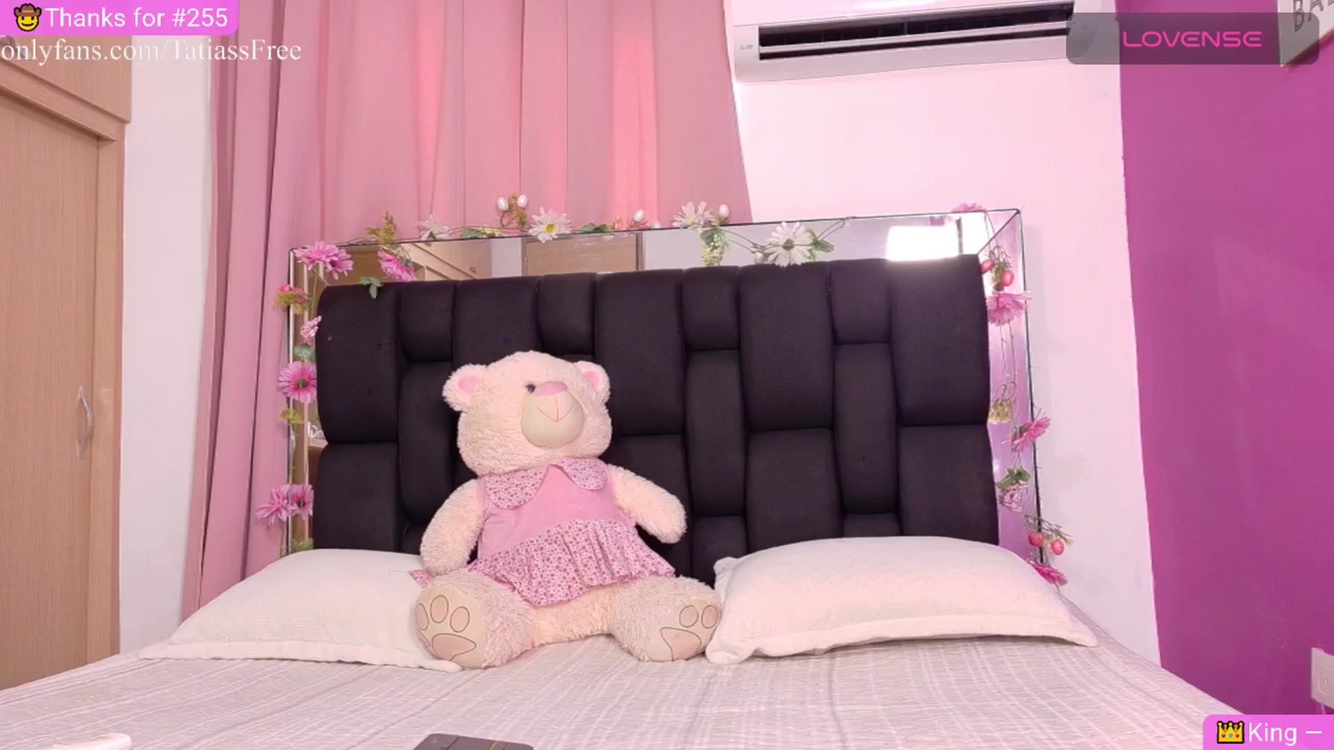 Gallery image thumbnail from Baby_Sweet01's myfreecams stream on, 11/25/2025, 18:16 image 1 of 20