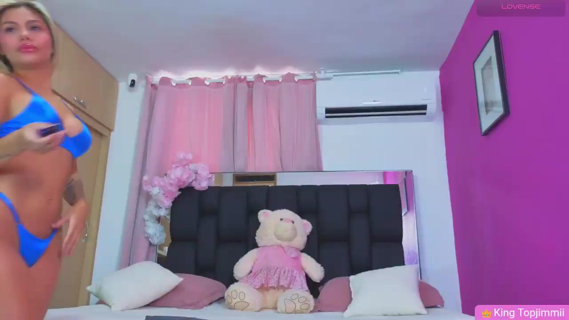 Gallery image thumbnail from Baby_Sweet01's myfreecams stream on, 06/27/2026, 21:23 image 1 of 20