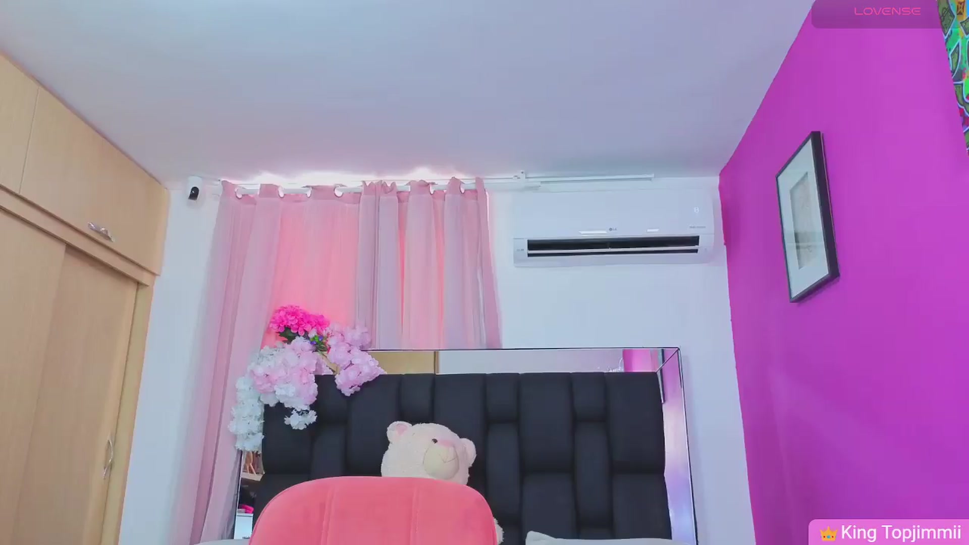 Gallery image thumbnail from Baby_Sweet01's myfreecams stream on, 07/27/2026, 20:24 image 16 of 20