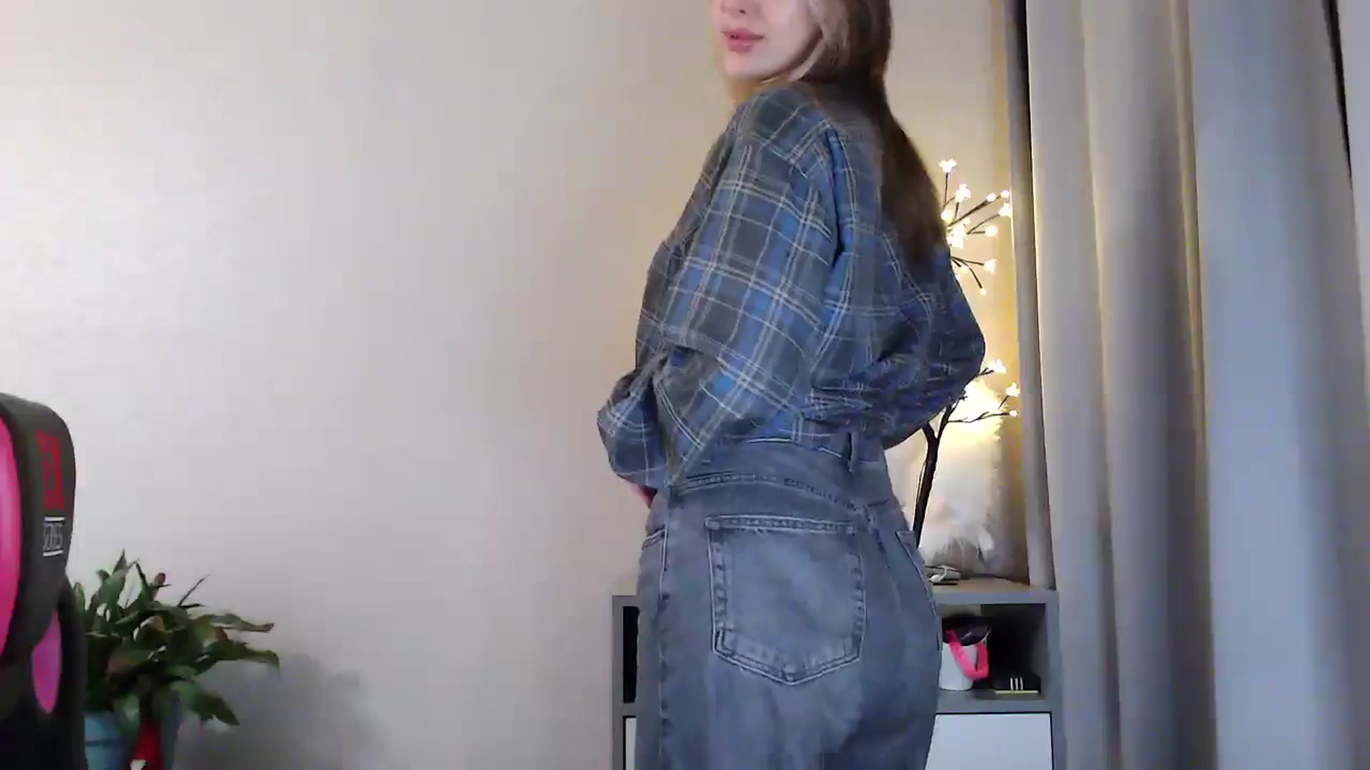 Gallery image thumbnail from Baby__Blue's myfreecams stream on, 07/19/2025, 20:34 image 12 of 20