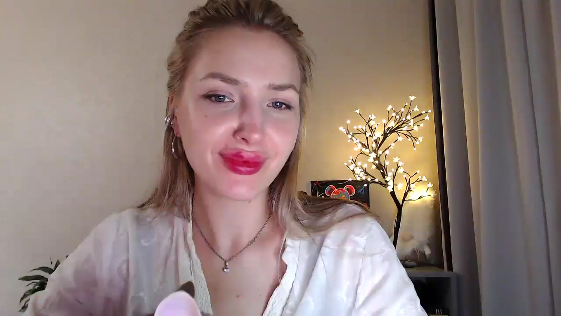 Gallery image thumbnail from Baby__Blue's myfreecams stream on, 07/20/2025, 20:55 image 14 of 20