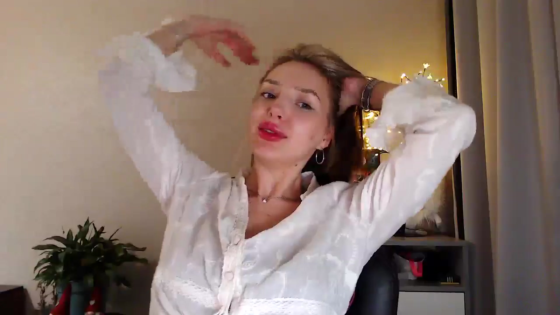 Gallery image thumbnail from Baby__Blue's myfreecams stream on, 07/20/2025, 20:55 image 11 of 20