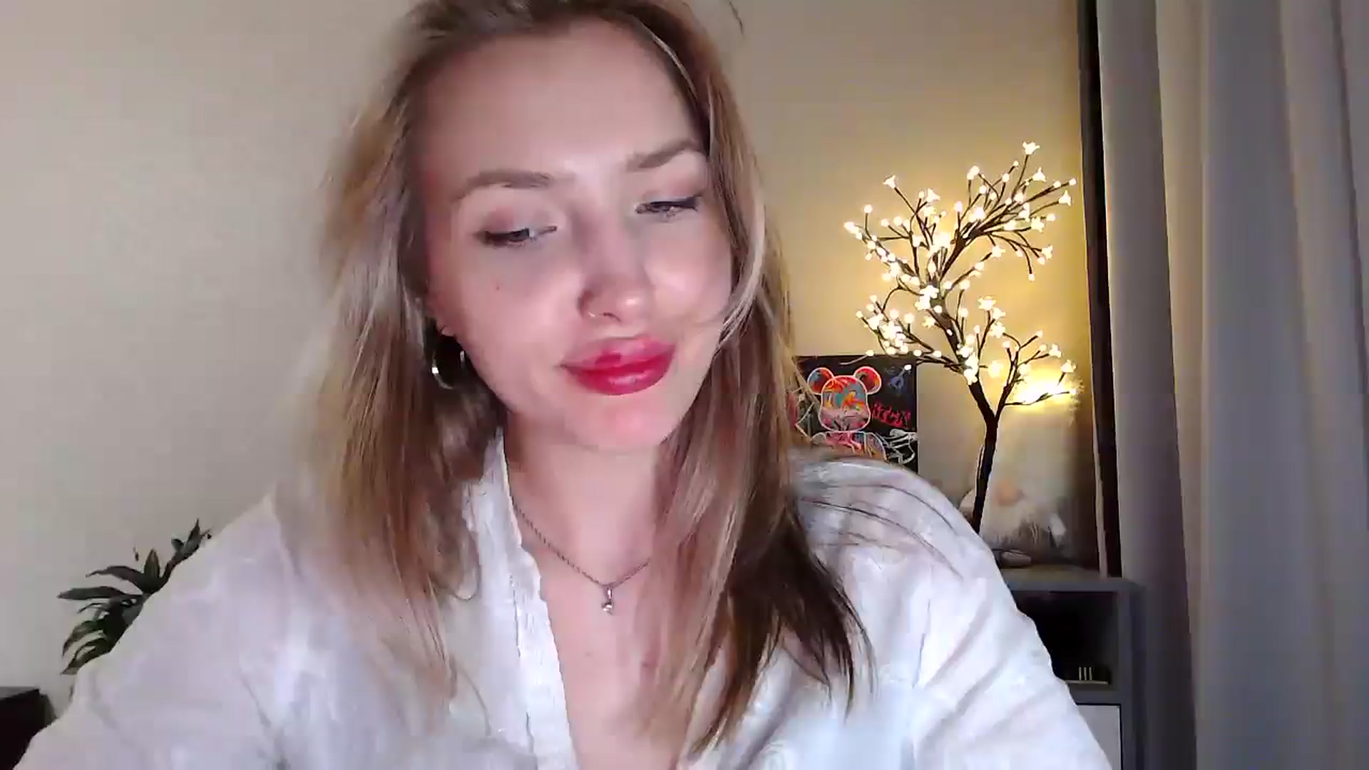 Gallery image thumbnail from Baby__Blue's myfreecams stream on, 07/20/2025, 20:55 image 1 of 20
