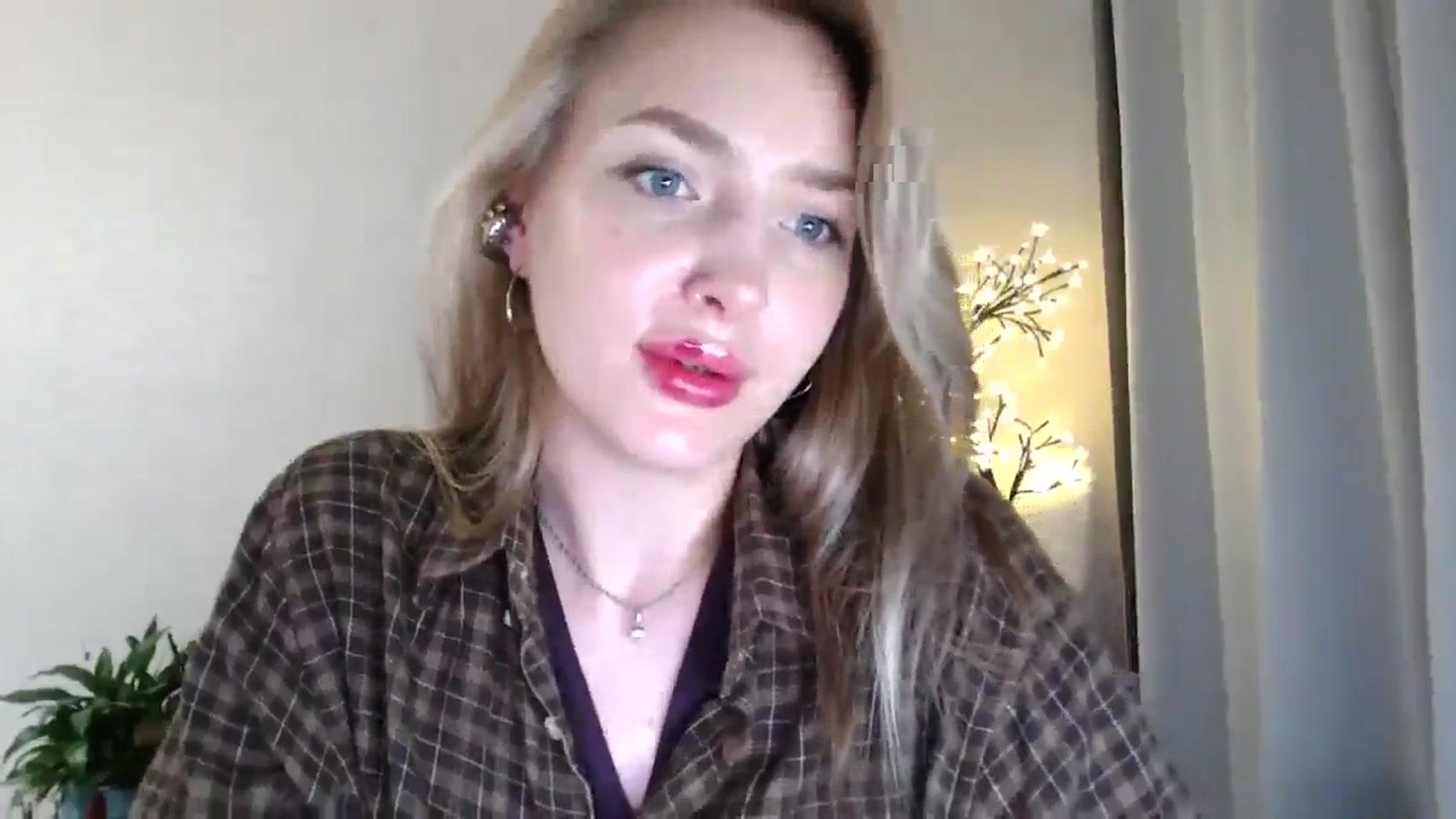 Gallery image thumbnail from Baby__Blue's myfreecams stream on, 07/21/2025, 16:14 image 20 of 20