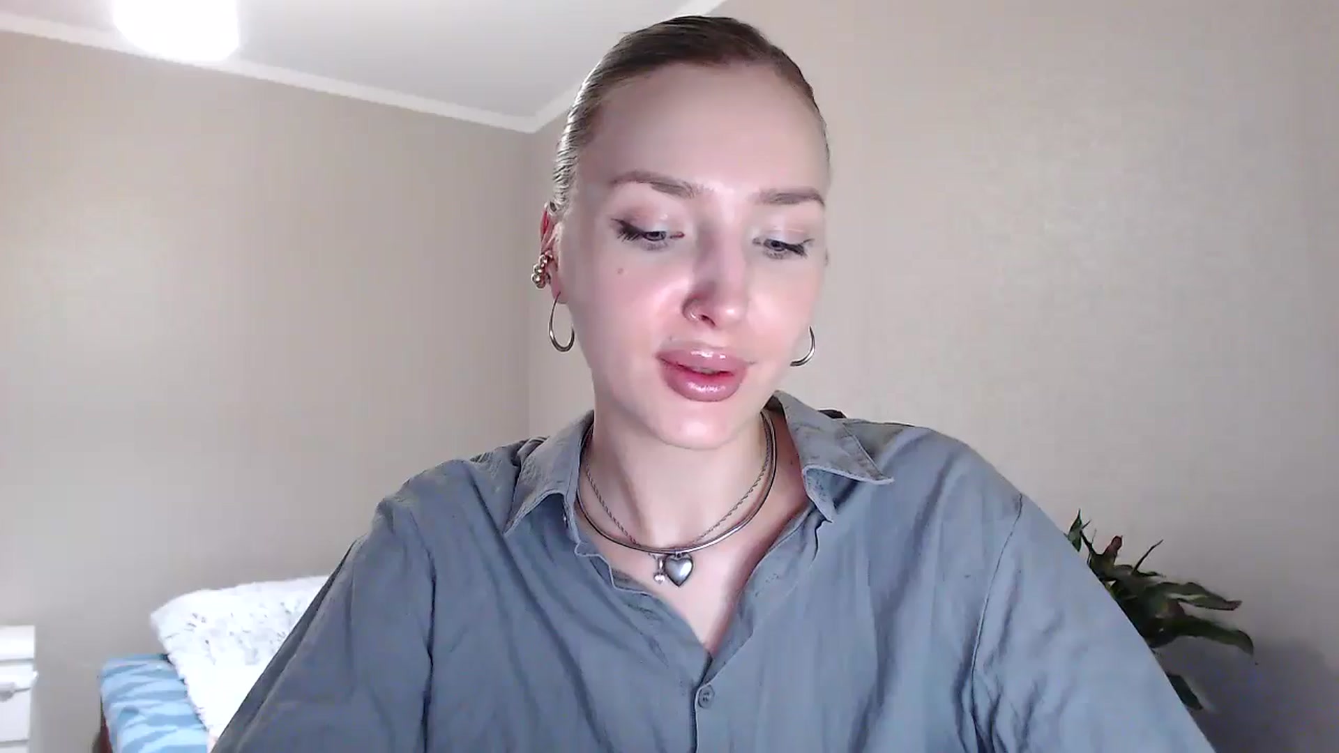 Gallery image thumbnail from Baby__Blue's myfreecams stream on, 07/22/2025, 14:47 image 4 of 20