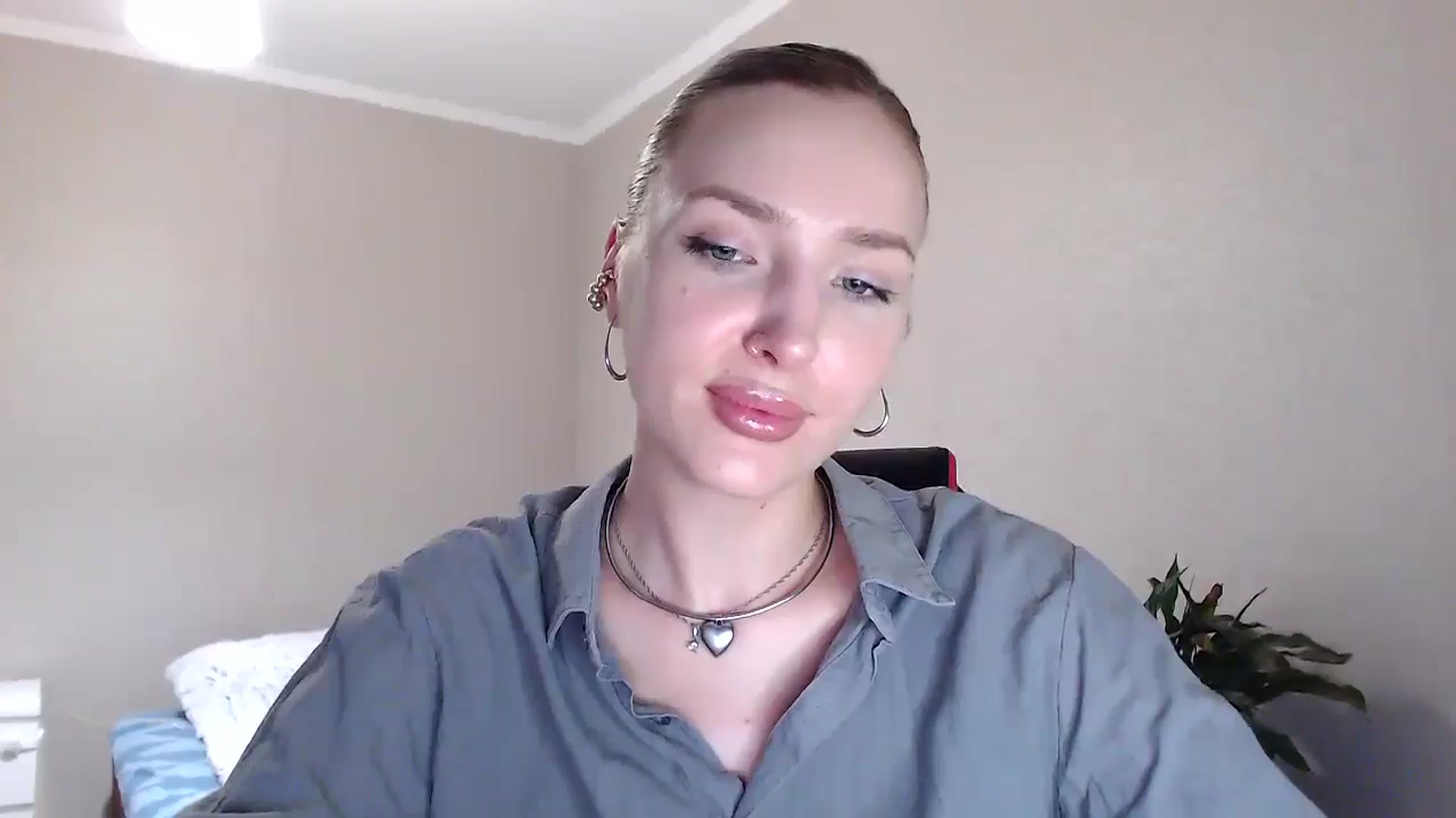 Gallery image thumbnail from Baby__Blue's myfreecams stream on, 07/22/2025, 14:47 image 15 of 20