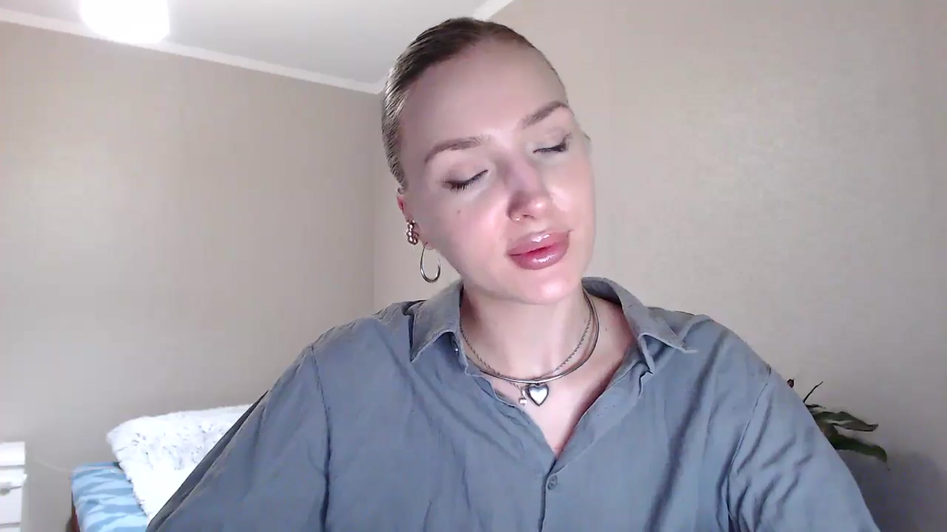 Gallery image thumbnail from Baby__Blue's myfreecams stream on, 07/22/2025, 14:47 image 2 of 20