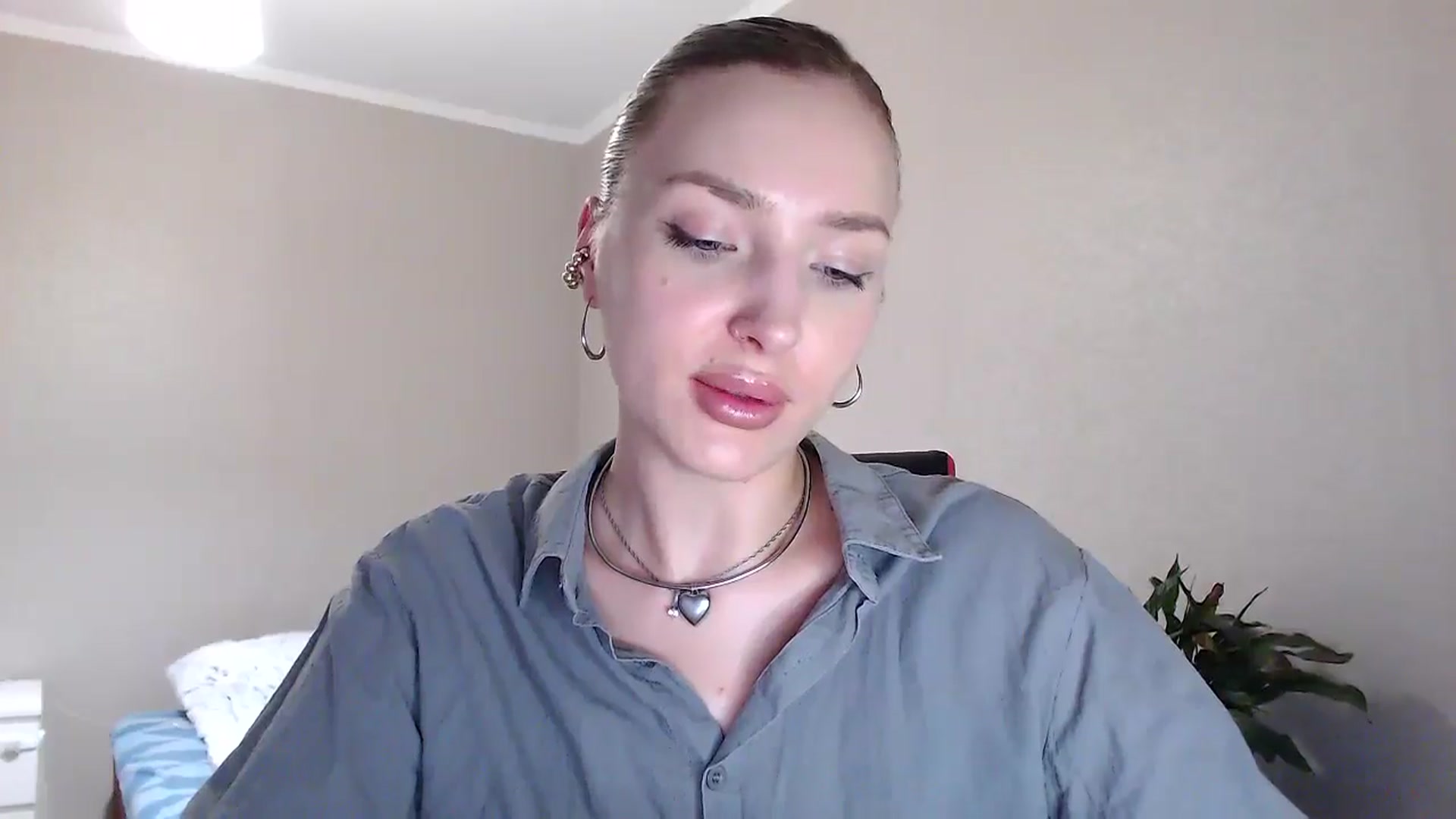Gallery image thumbnail from Baby__Blue's myfreecams stream on, 07/22/2025, 14:47 image 8 of 20