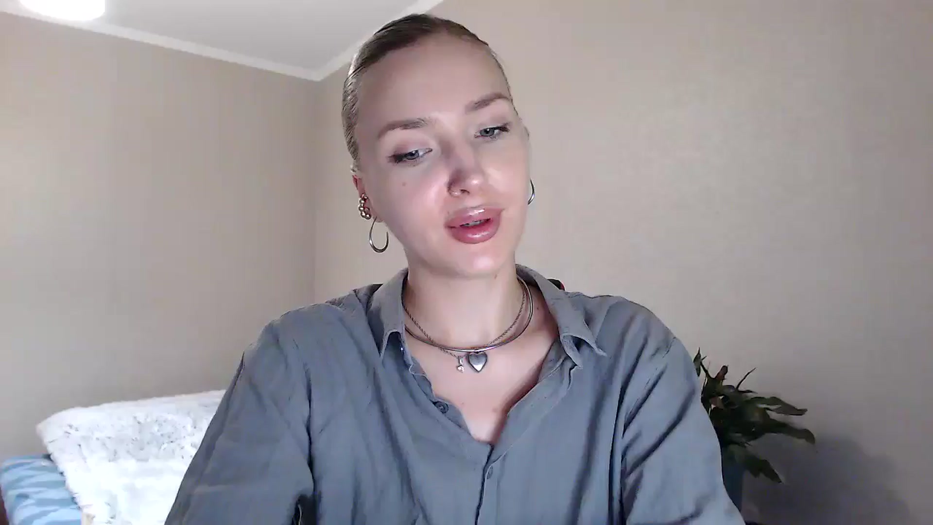 Gallery image thumbnail from Baby__Blue's myfreecams stream on, 07/22/2025, 16:00 image 18 of 20