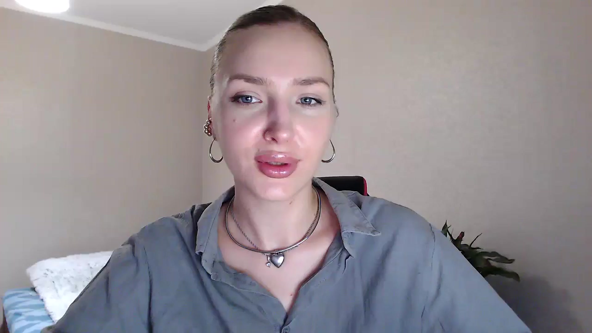 Gallery image thumbnail from Baby__Blue's myfreecams stream on, 07/22/2025, 16:00 image 7 of 20